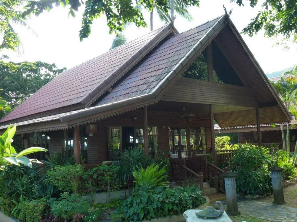 Baan Laem Noi Villa's
