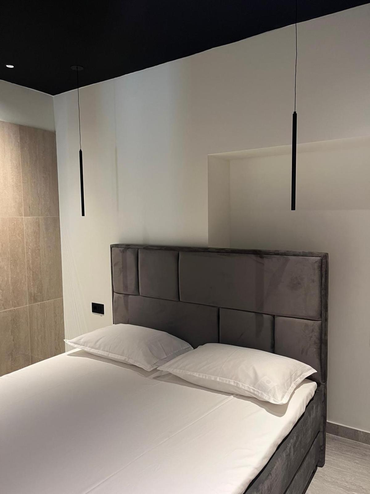 Marinac City Center Apartments & Rooms