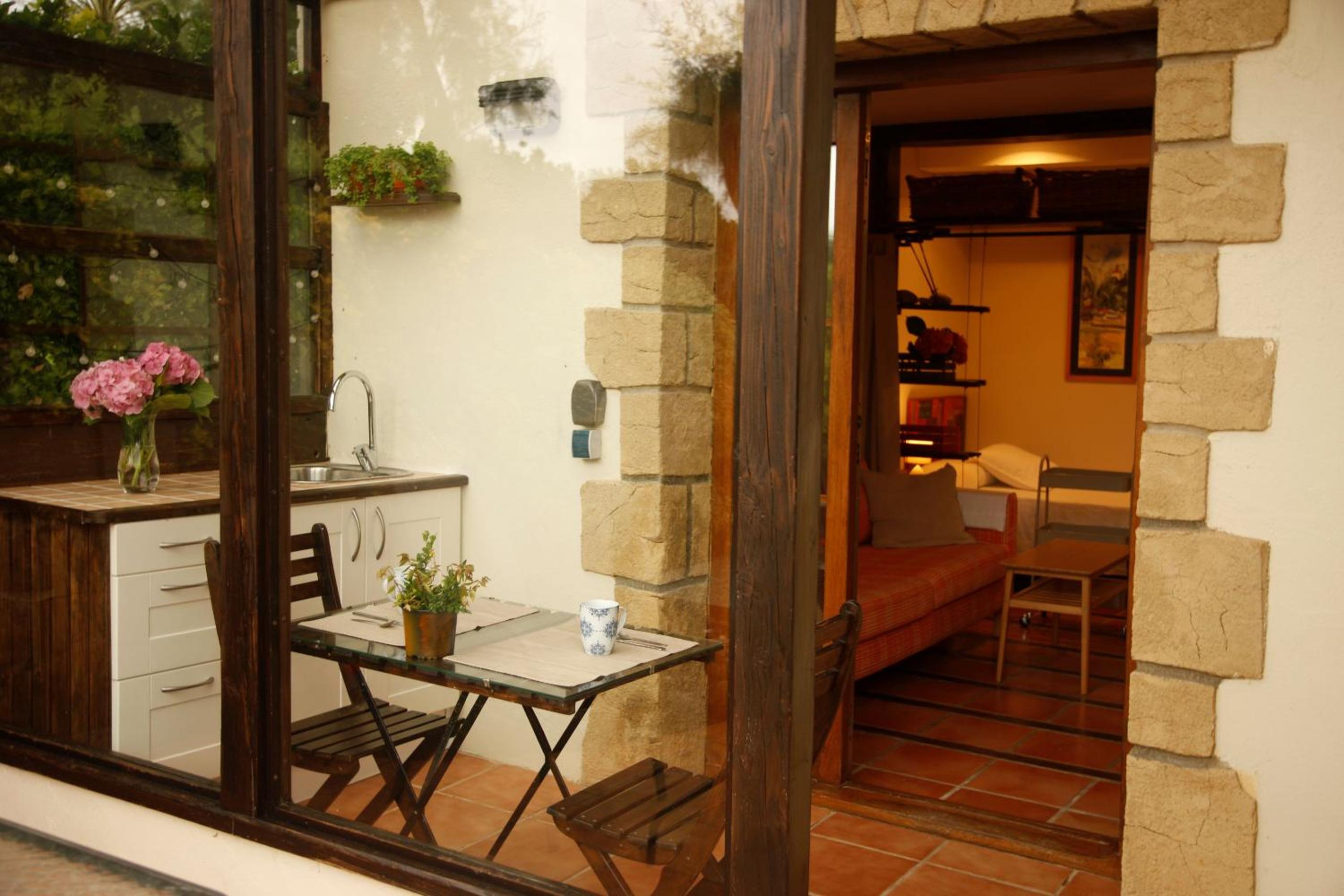 2 HABIT, SALA, TERRAZA, JARDIN, PARKING GRATiS view 2