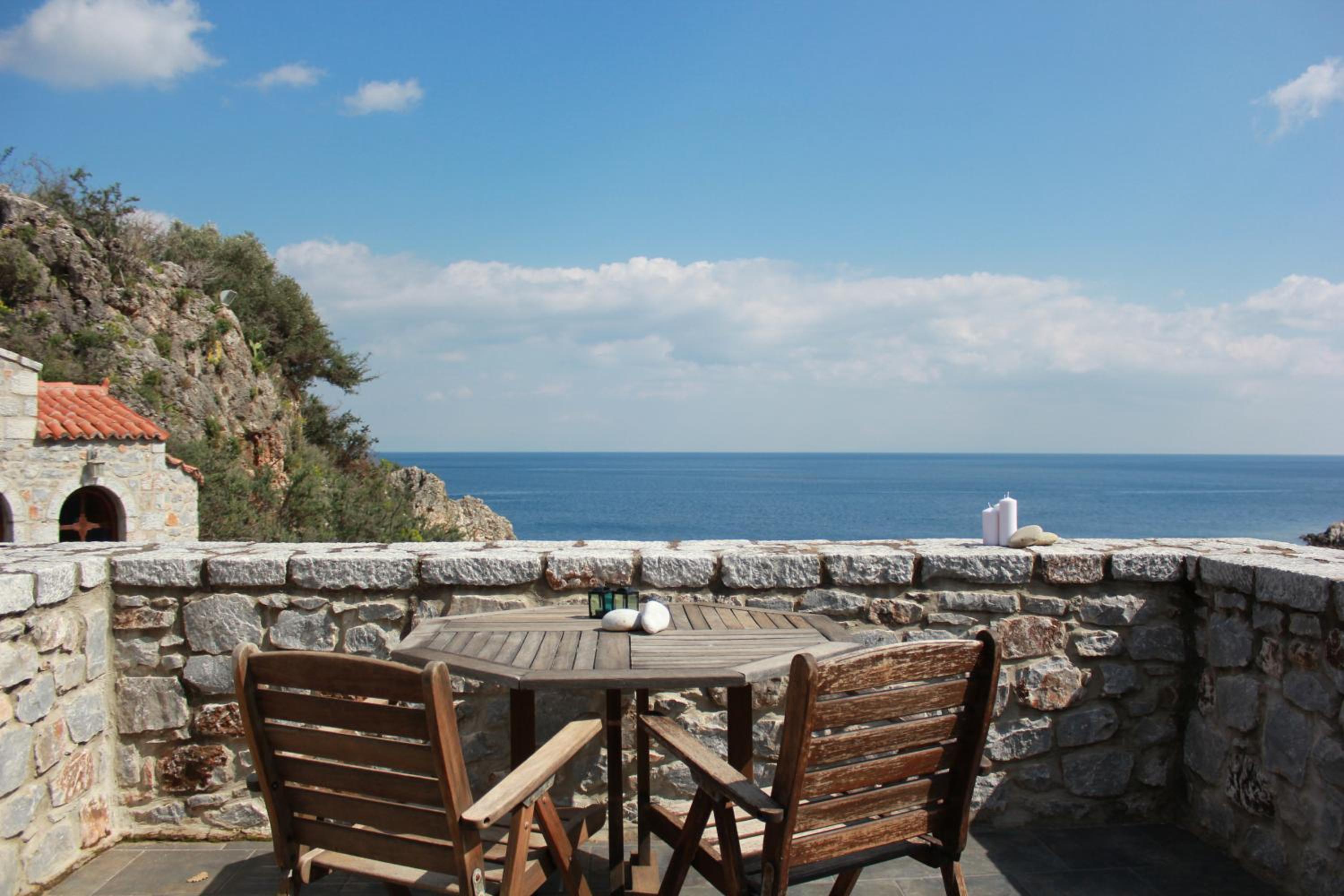 Lalloudes Seaside Suites Sea and Pool View