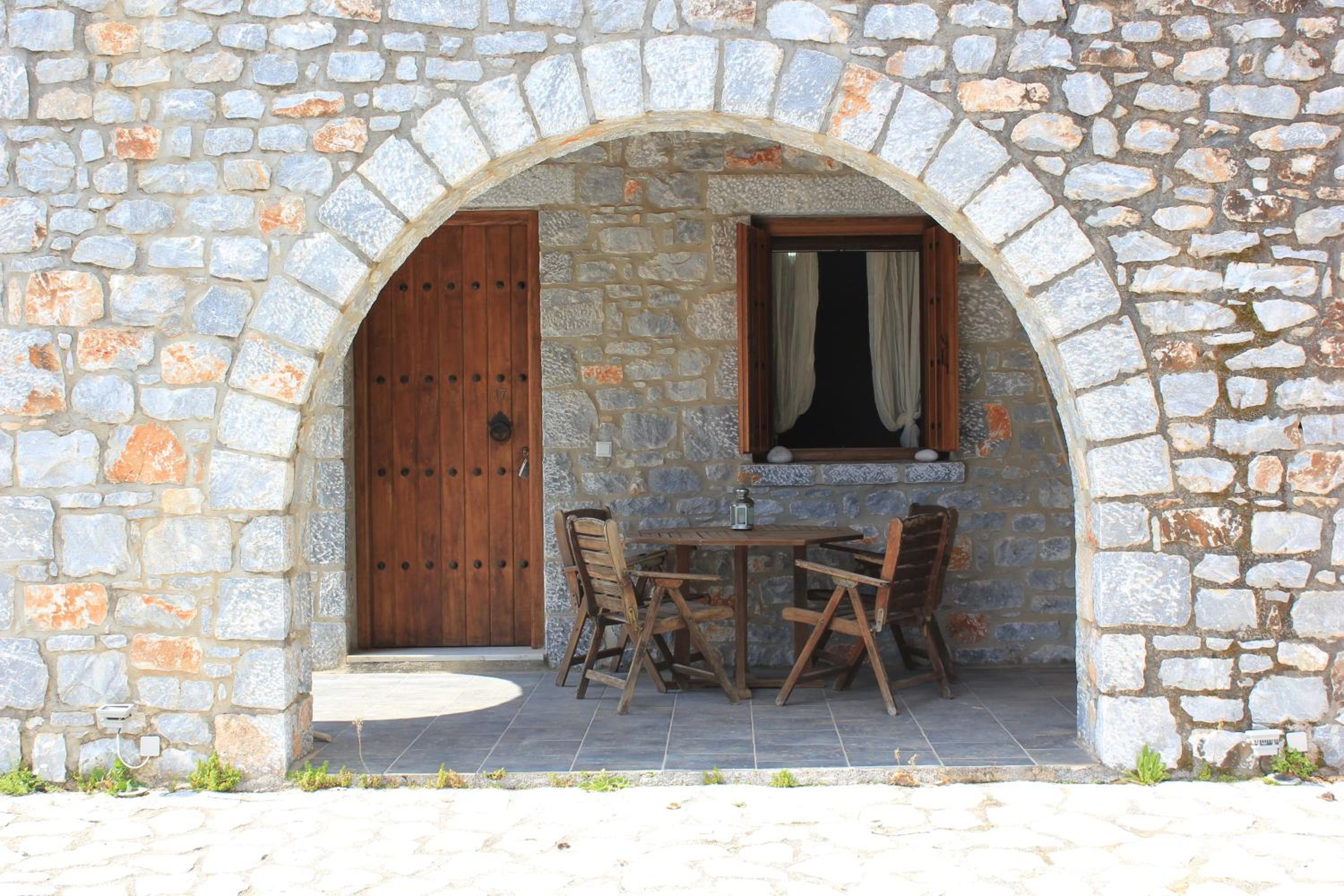 Lalloudes Seaside Suites Sea and Pool View