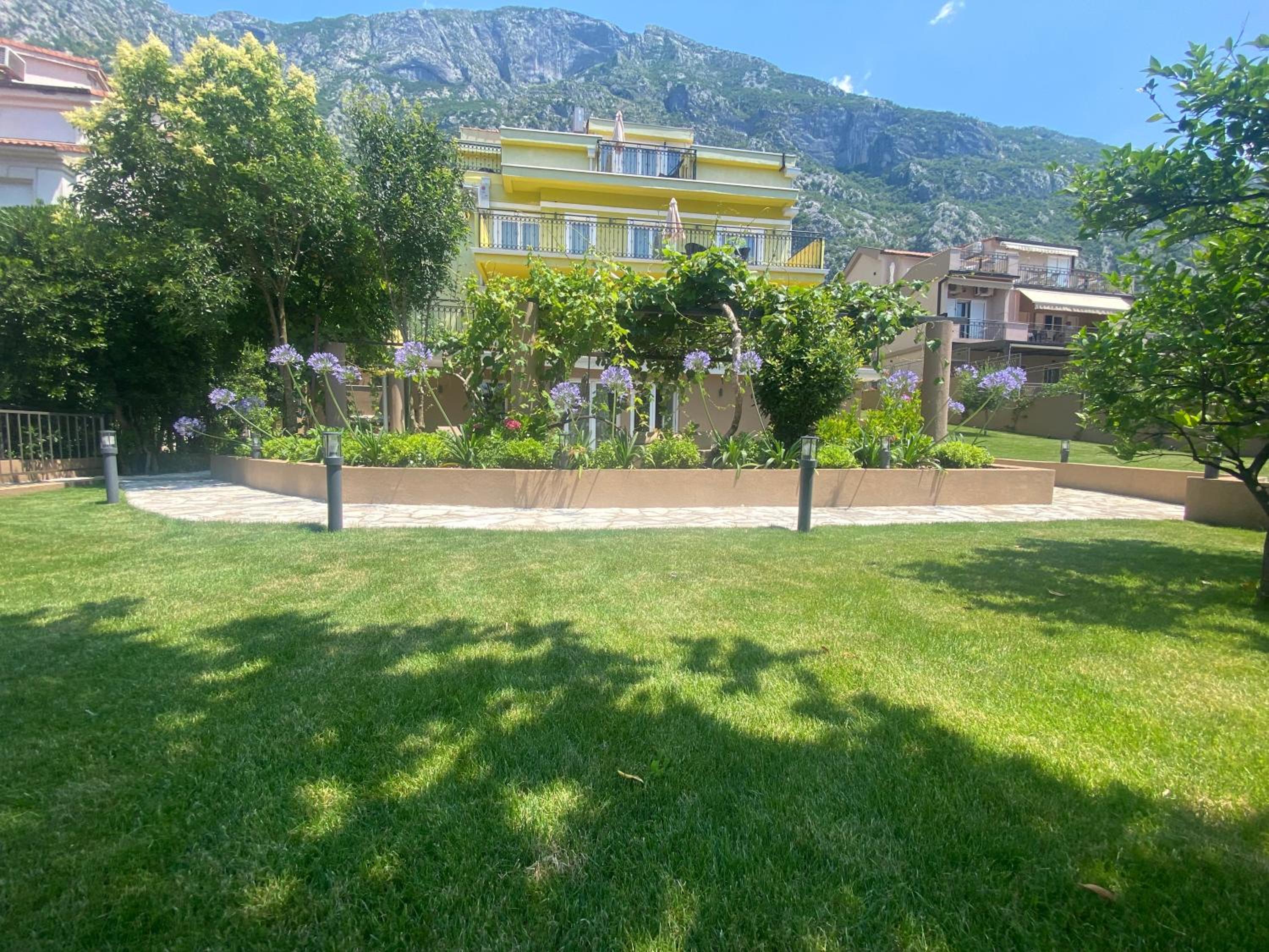2montenegro MIMOZA Apartments