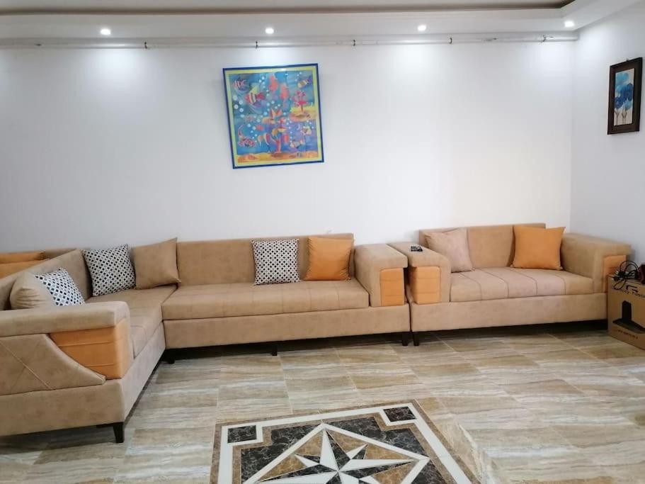 Entire villa two floors sea view-Chatt Mariem