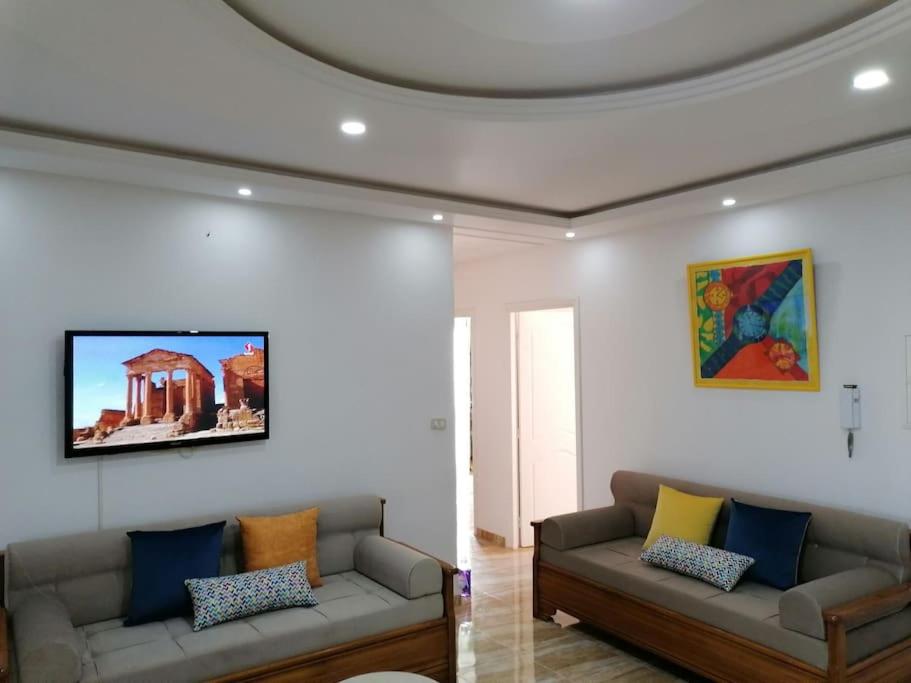 Entire villa two floors sea view-Chatt Mariem