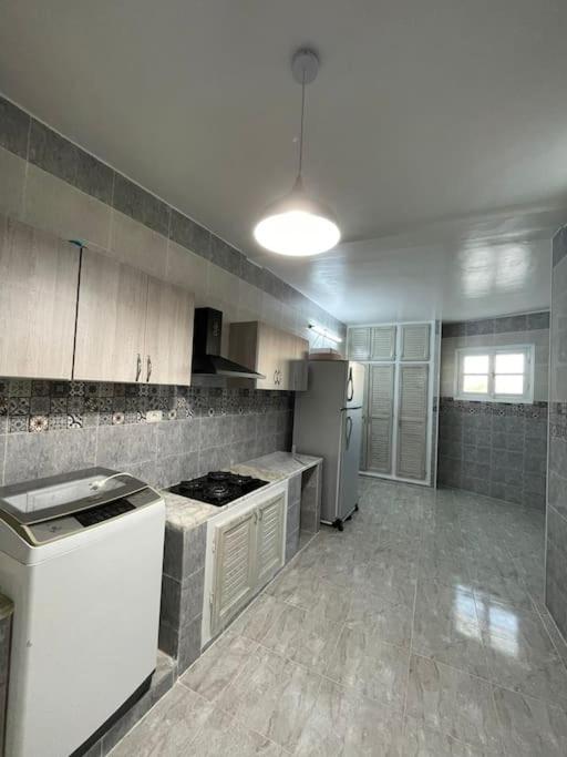 Entire villa two floors sea view-Chatt Mariem