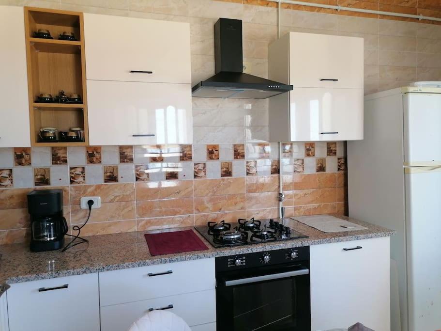 Entire villa two floors sea view-Chatt Mariem
