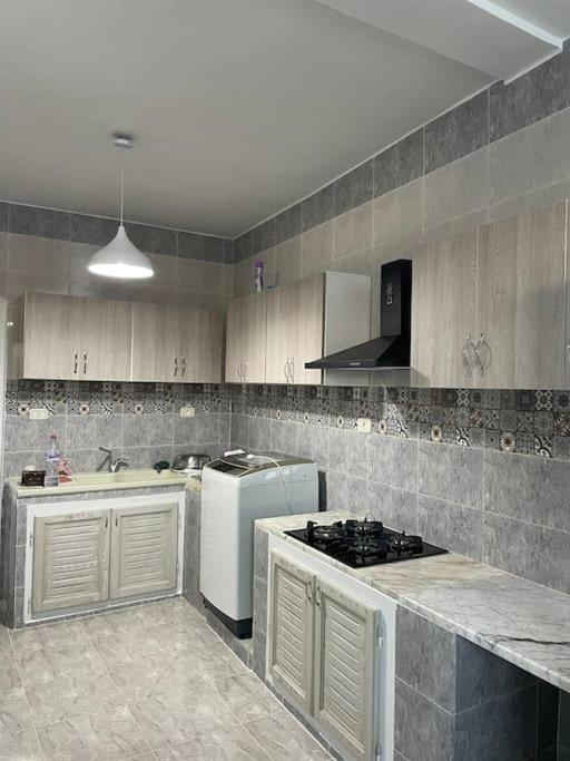 Entire villa two floors sea view-Chatt Mariem