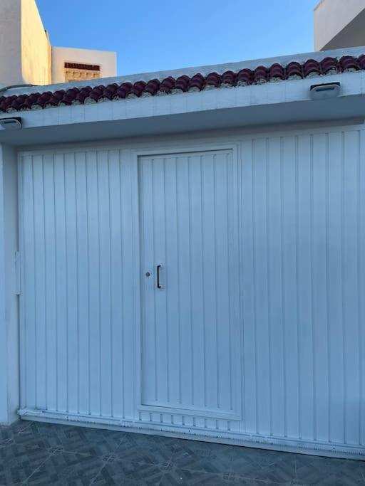 Entire villa two floors sea view-Chatt Mariem