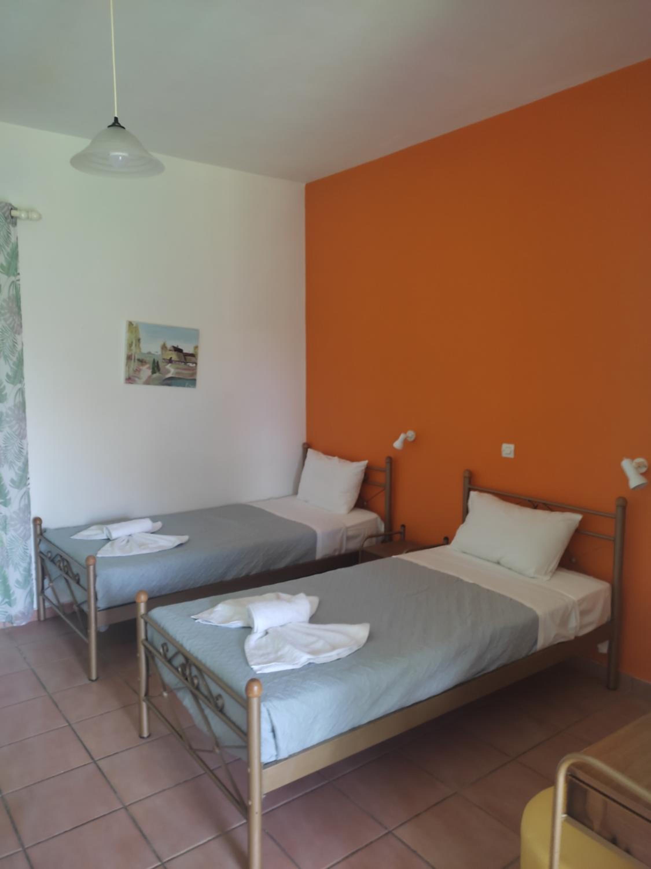 HELEN STUDIOS photo 2