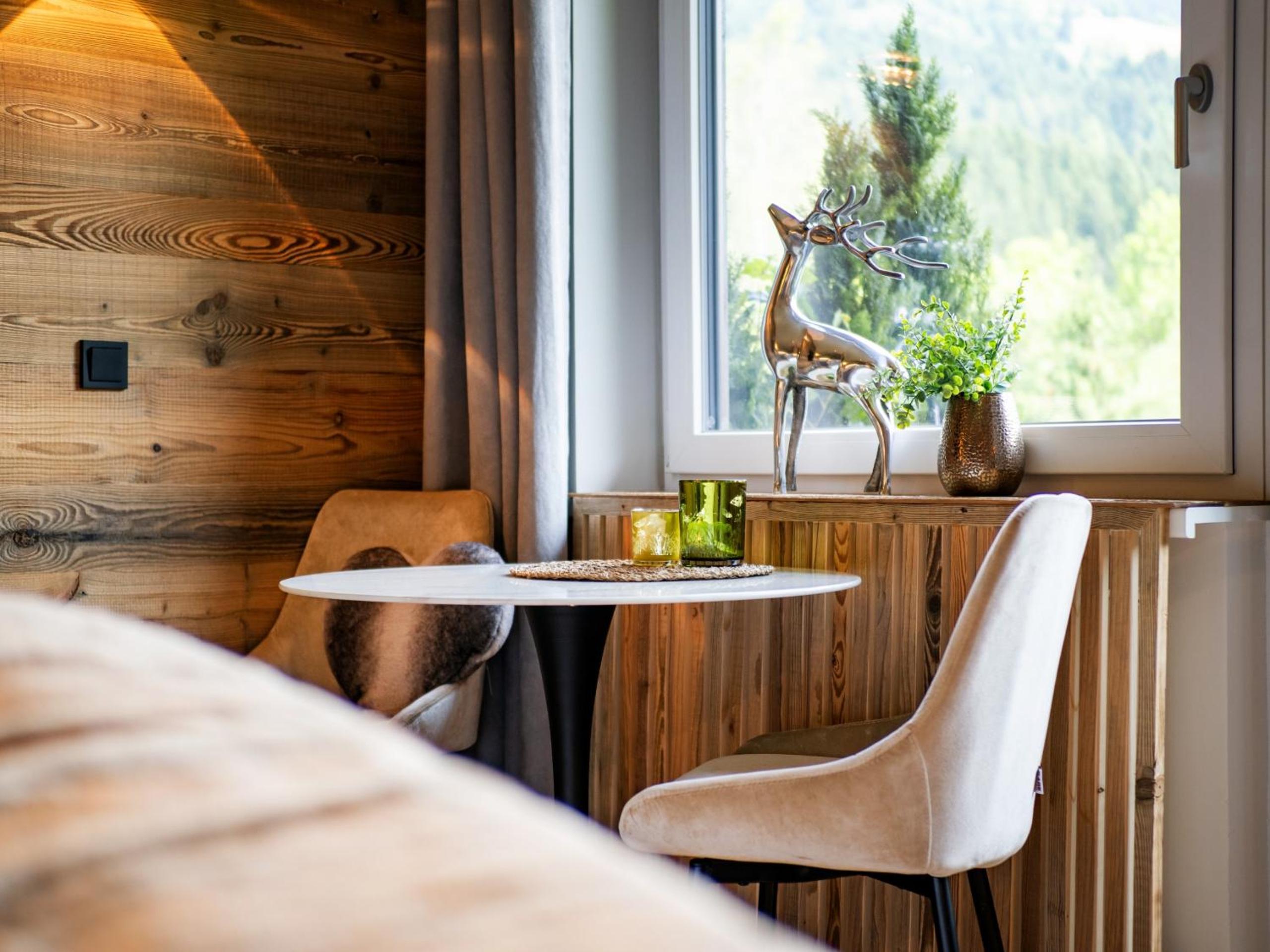 Alpines Nest by Apartment Managers