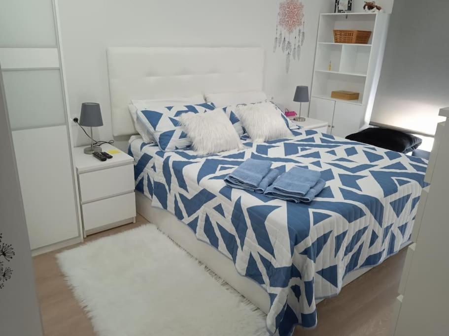apartamento con jardín privado a 300 metros de la playa view 2