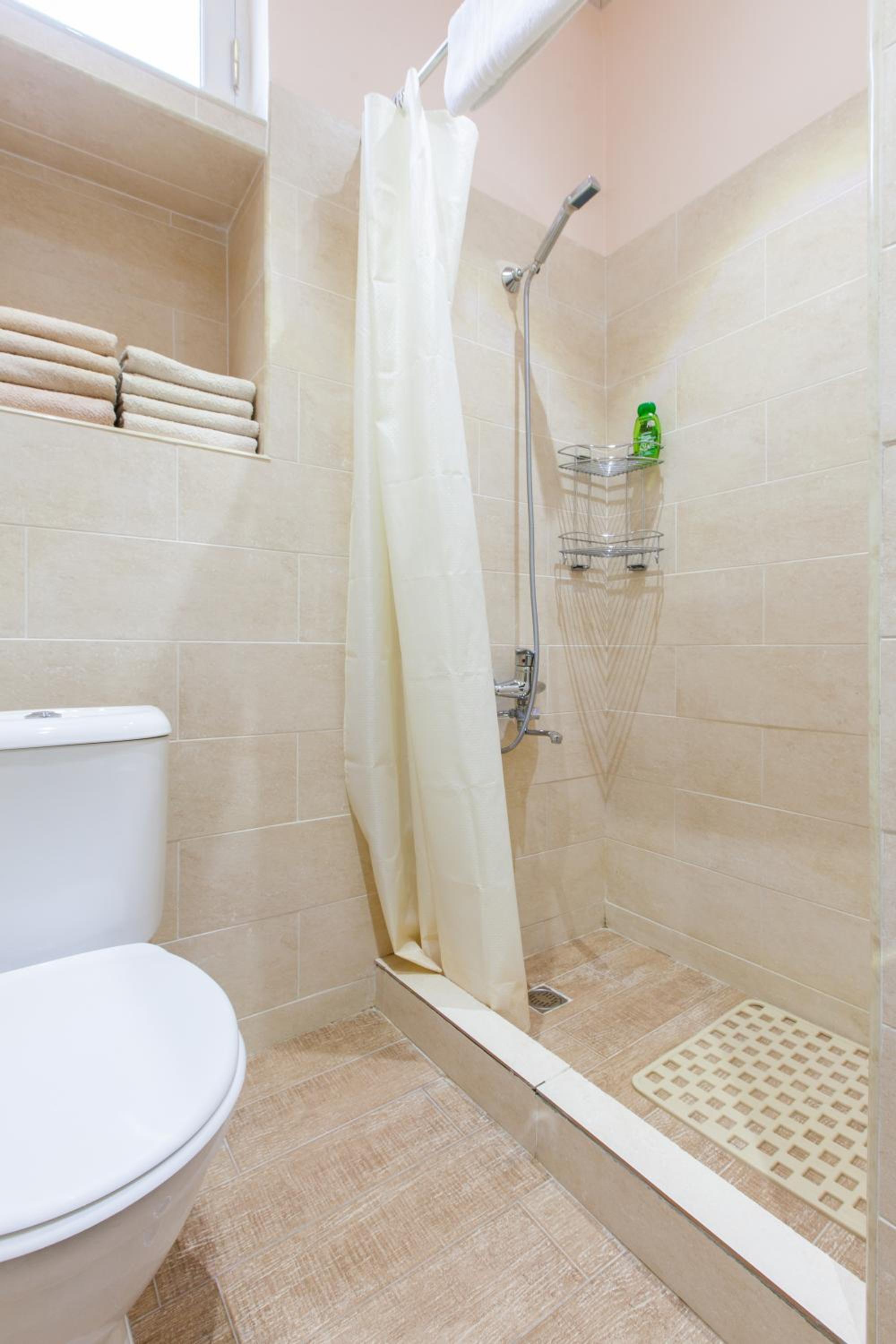 Apartment On Saadi Str Old Tbilisi