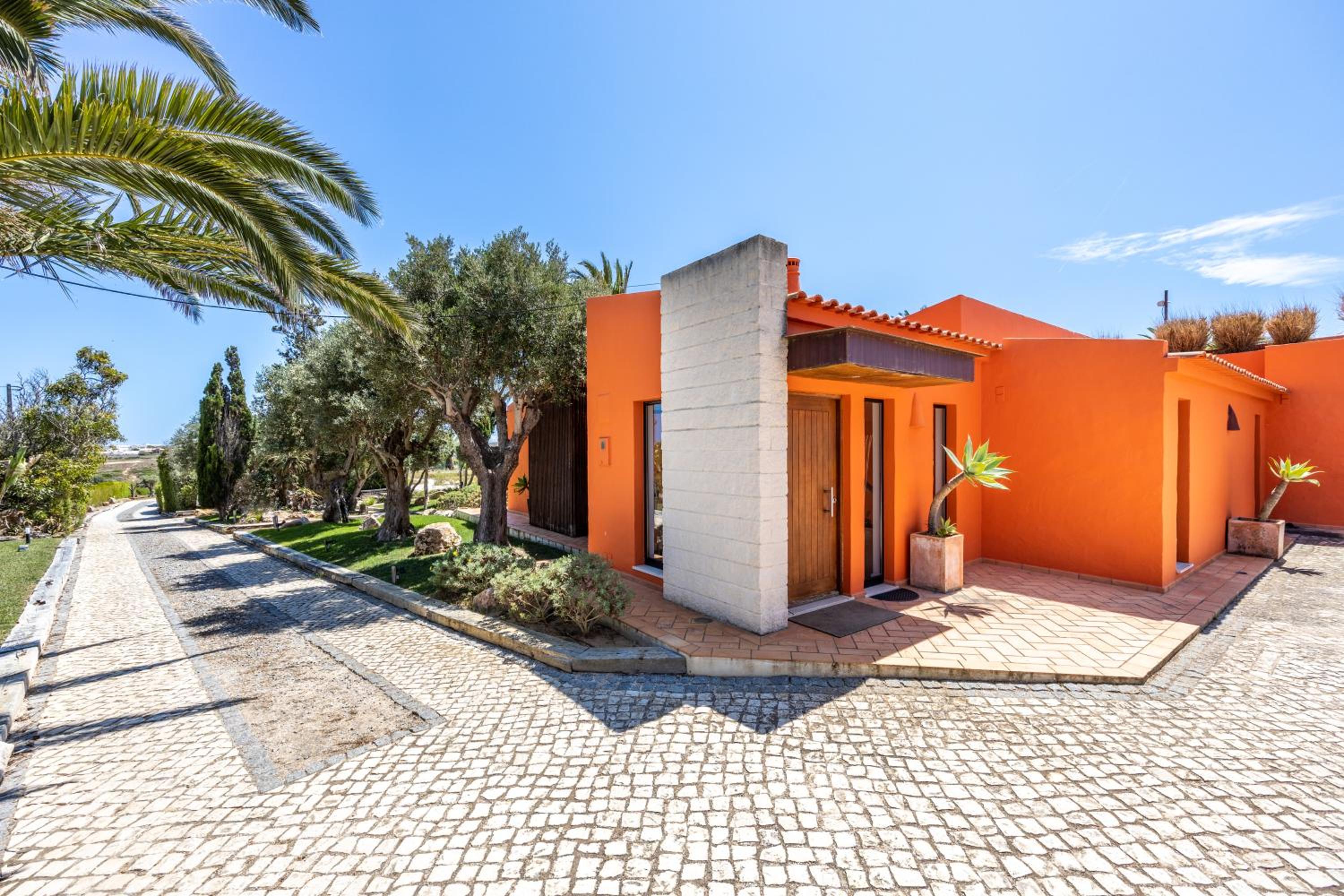 Unique Villa -1 km to Beach, private Natural pool, Tennis Court & Jumping Mat view 4
