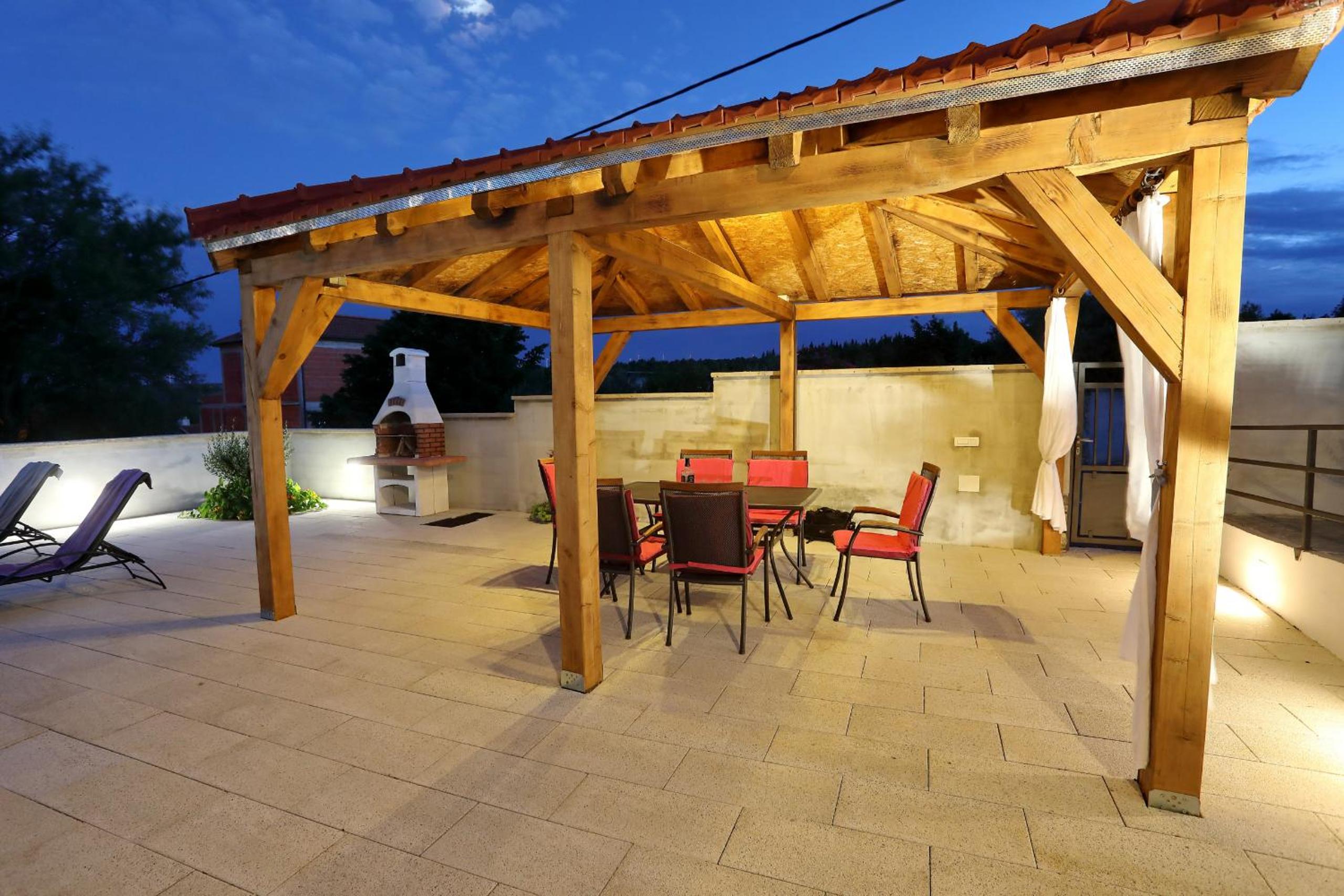 Holiday home Baroque Art with pool view 5
