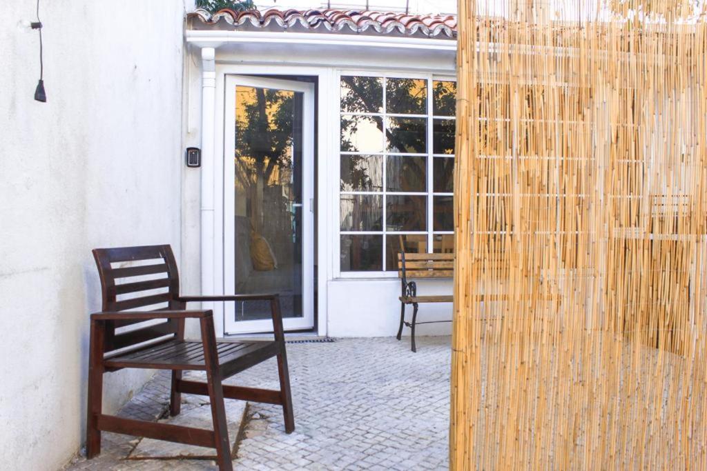 Almirante24 - Apartment with Garden - Ajuda Palace & Royal Treasure Museum view 4