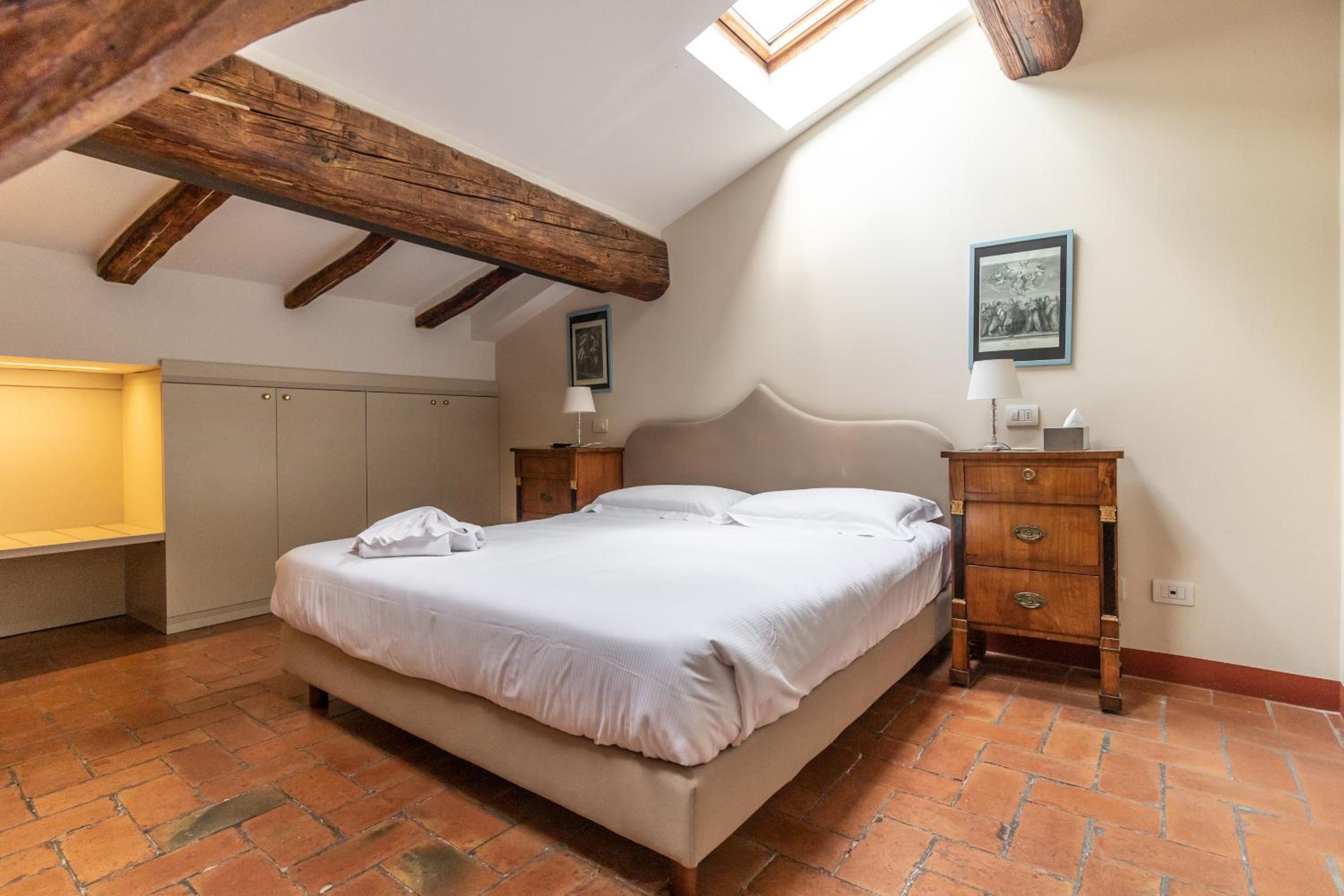 Casa Isolani Guest House Santo Stefano