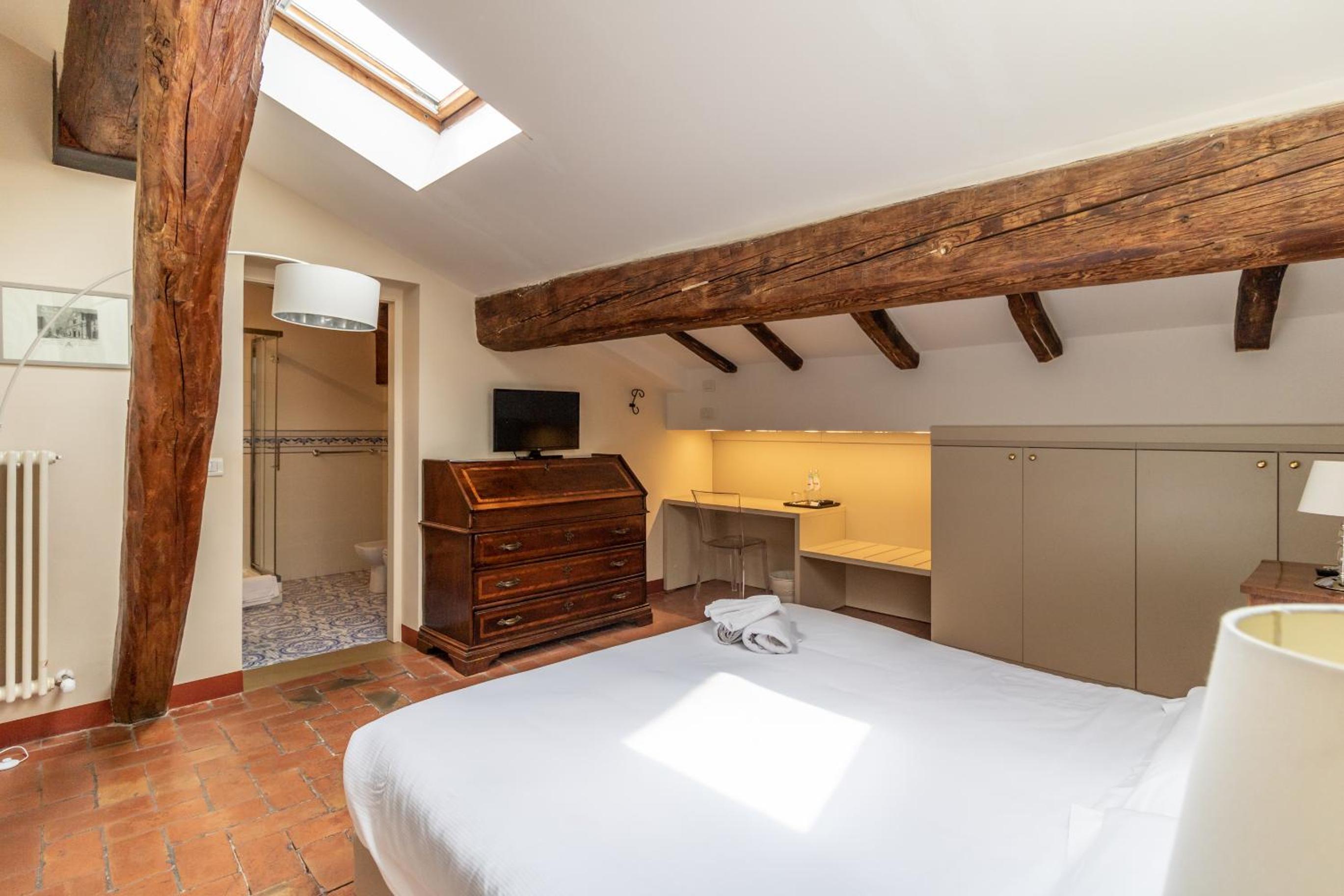 Casa Isolani Guest House Santo Stefano