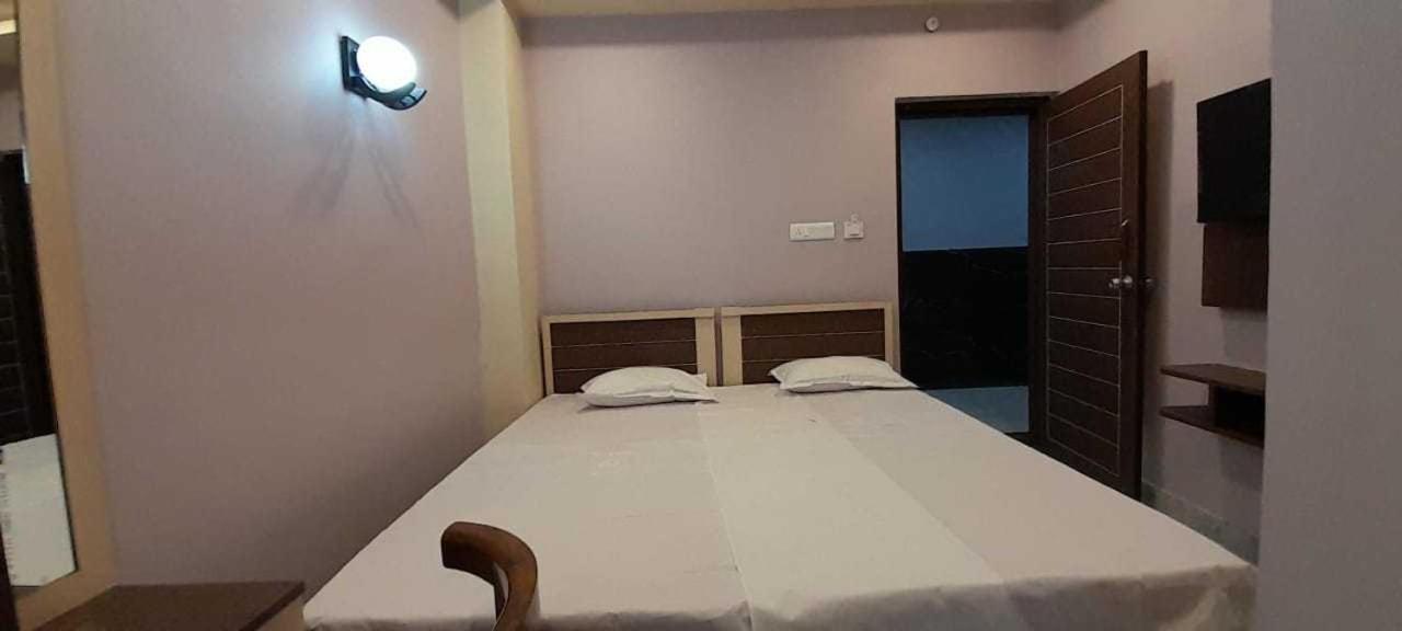 Hotel O Sanjiban