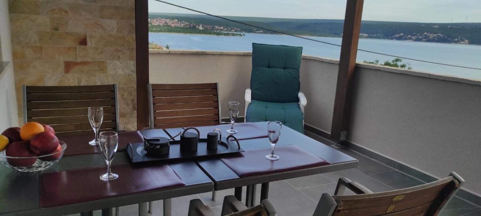 Apartmani Ivan II view 2