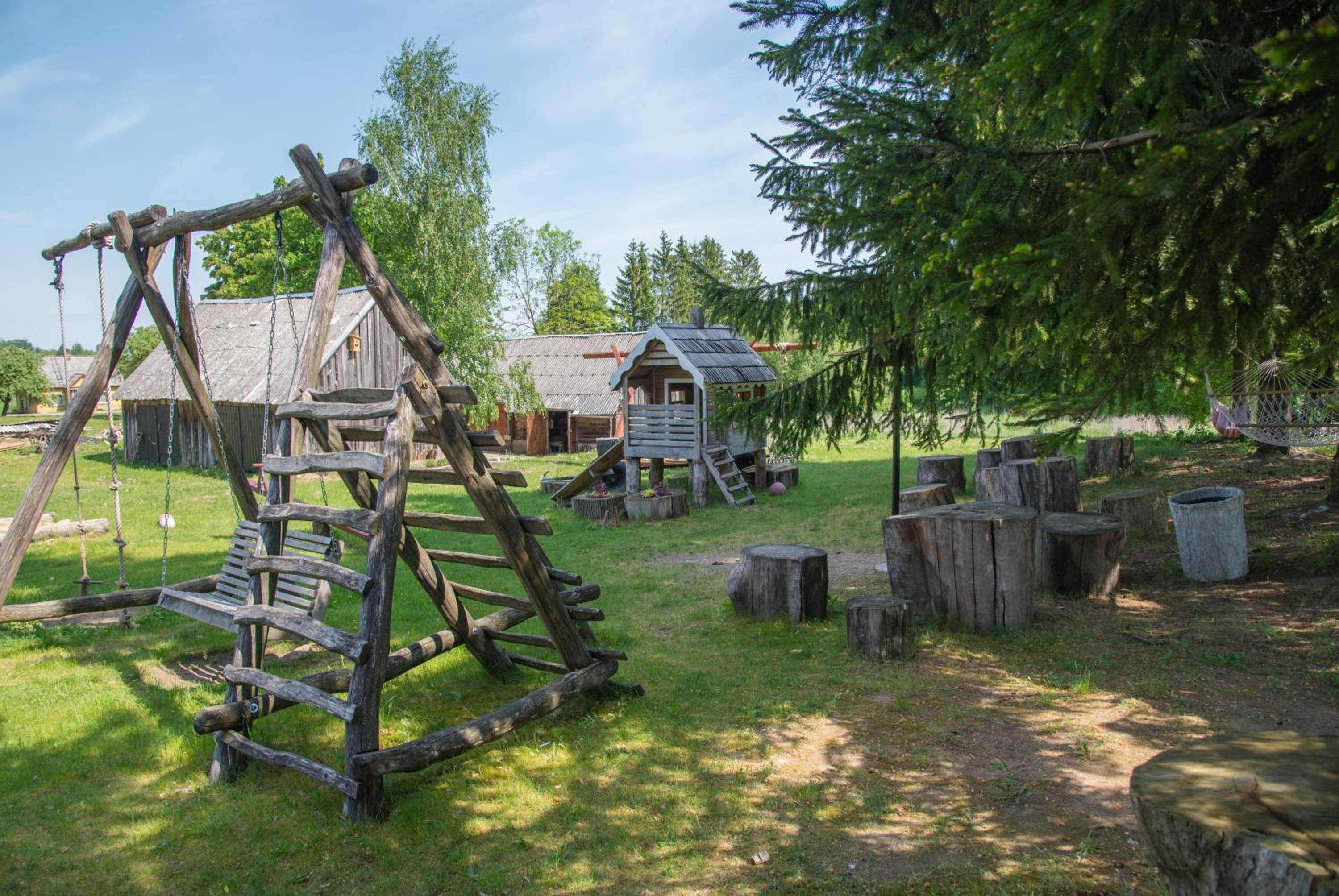 Skiemonių Dvaras