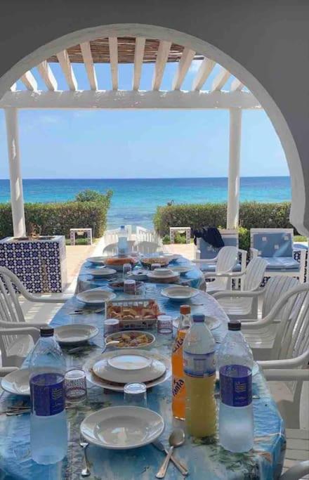 Belle maison en face de la mer view 5