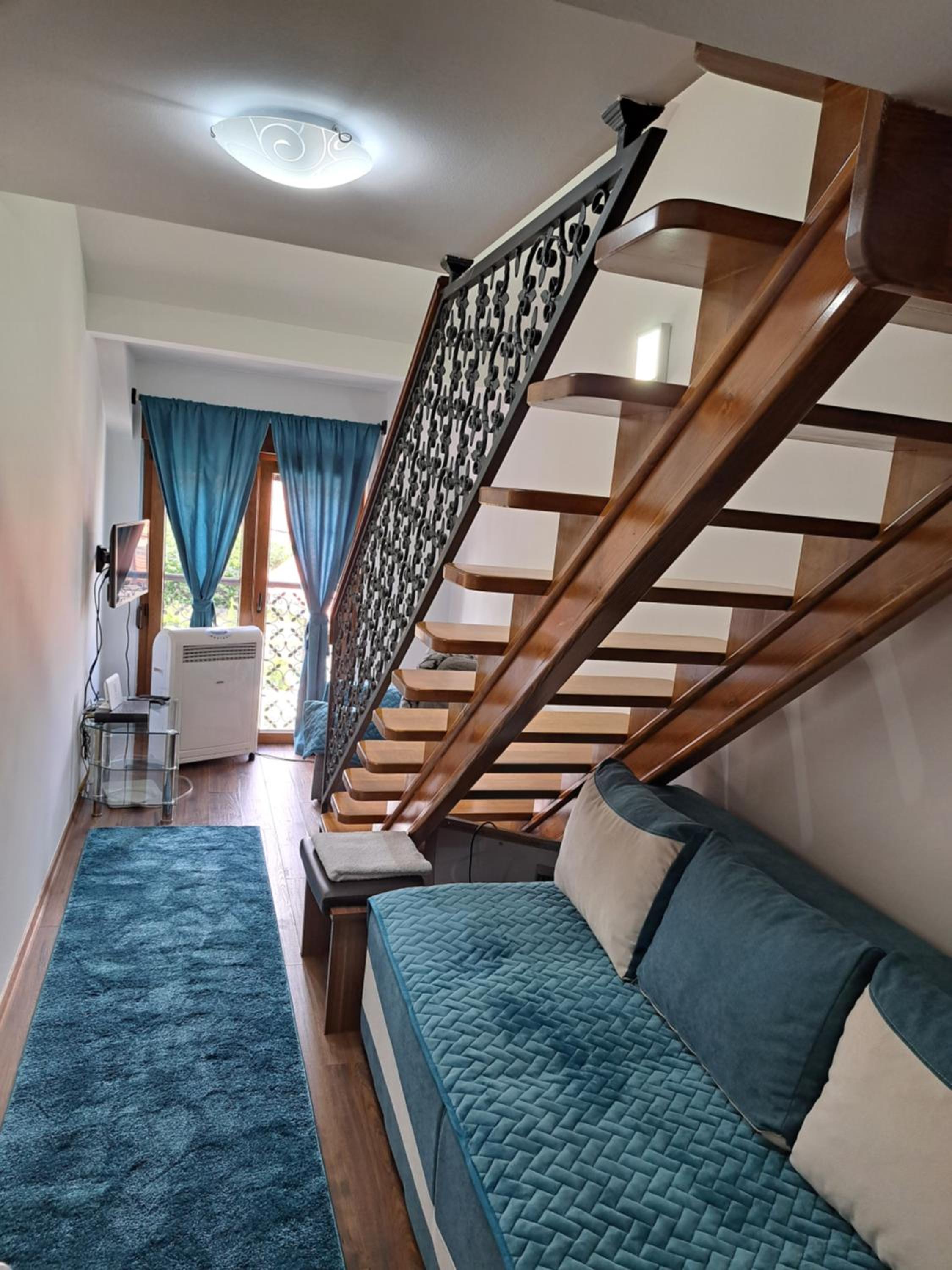 APARTMANI MIA VUKSANOVIC view 2