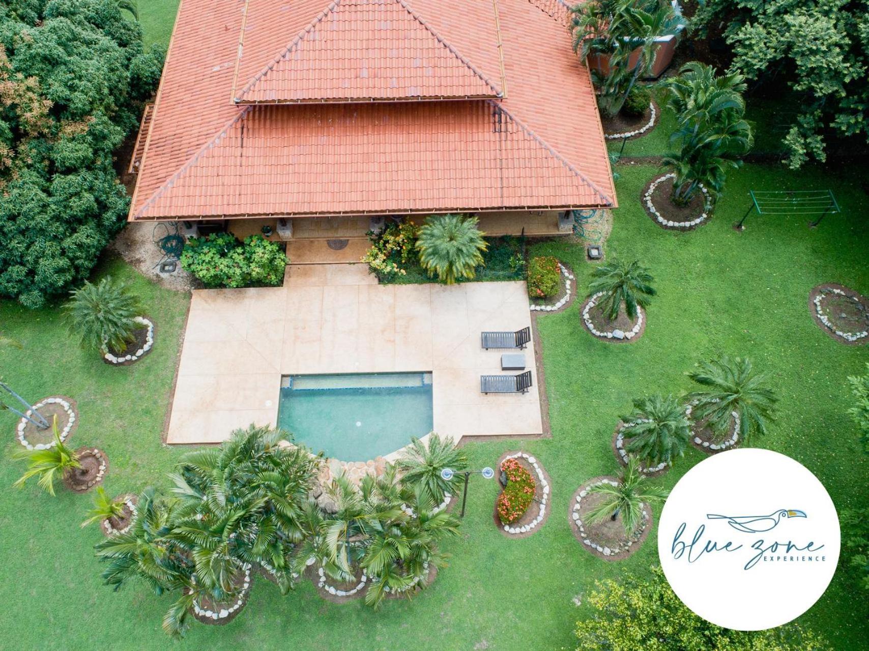 Casa Tropical, Spacious 3 Bedroom Home