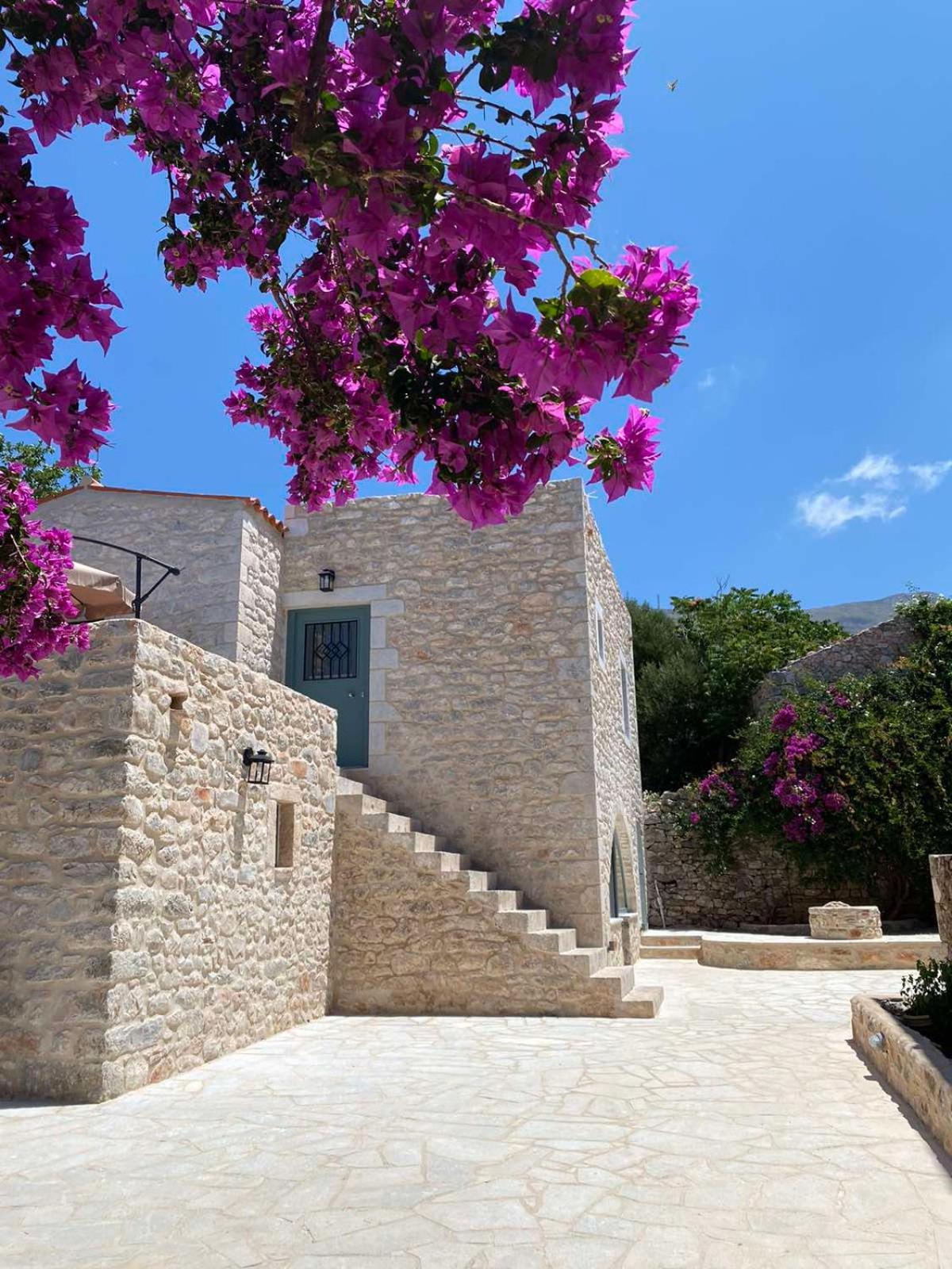 Mainotti's house view 2