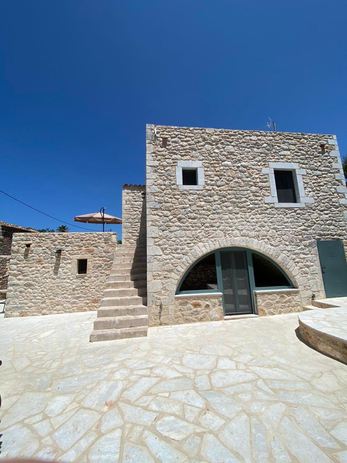Mainotti's house - main view
