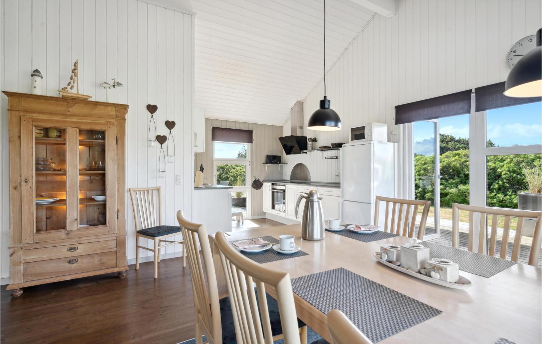 Beautiful Home In Ringkøbing With Sauna