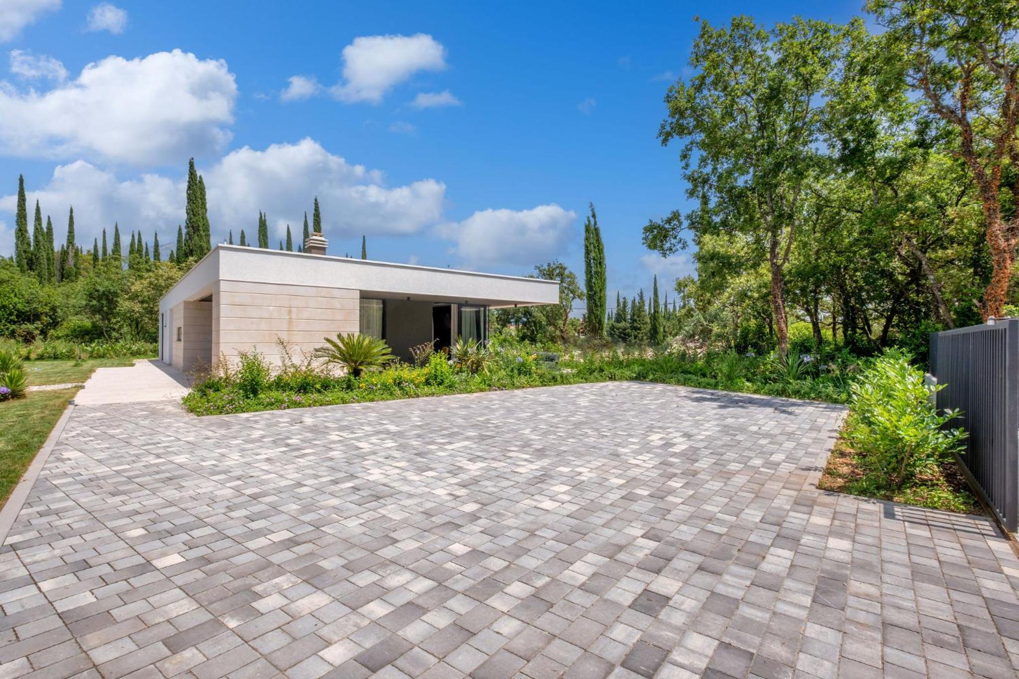 Villa Eta