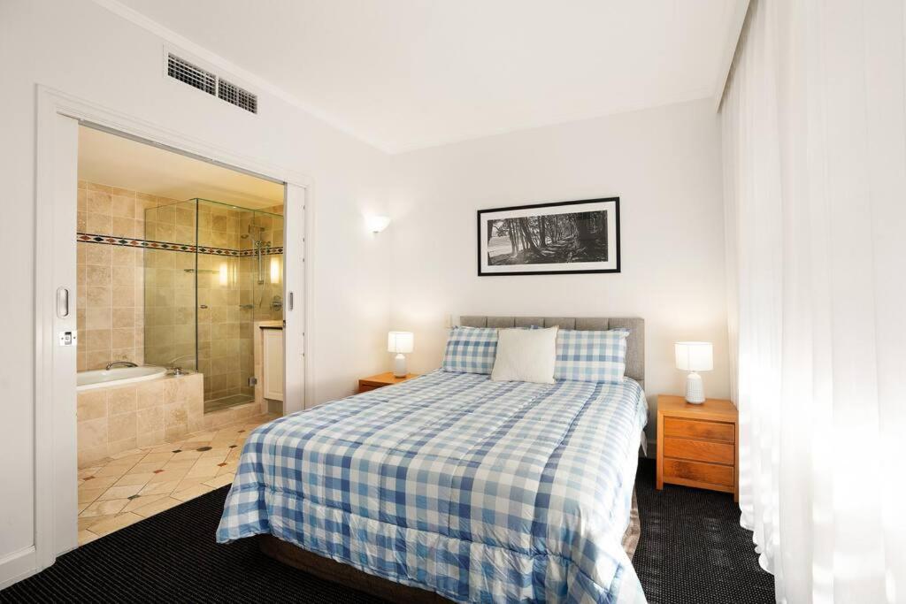 Noosa Beachside Apartment