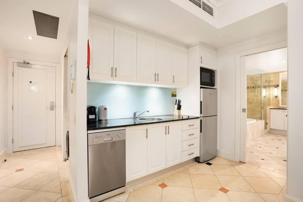 Noosa Beachside Apartment