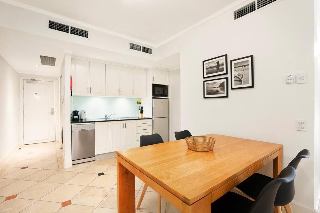 Noosa Beachside Apartment