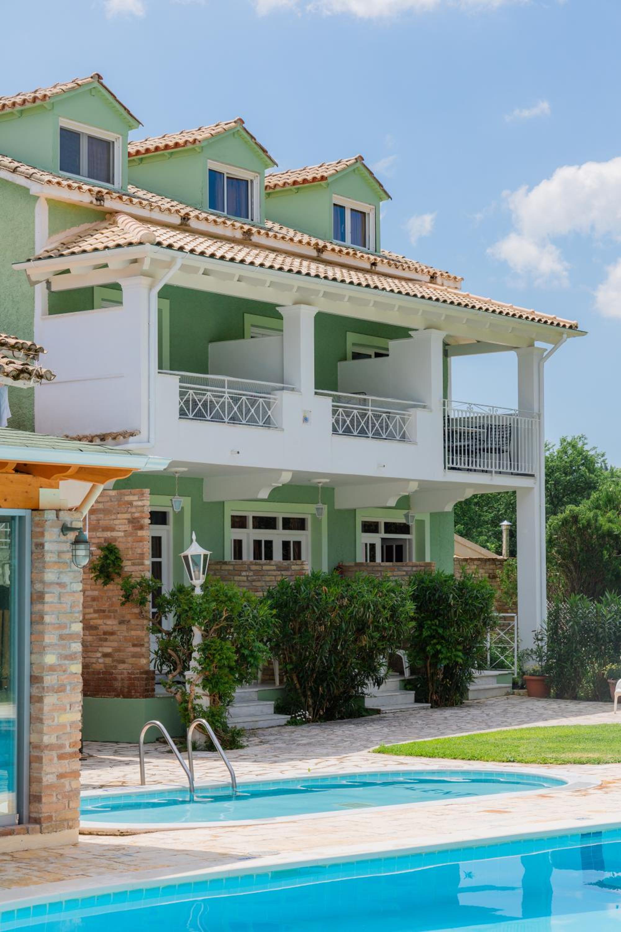 Valentino Corfu