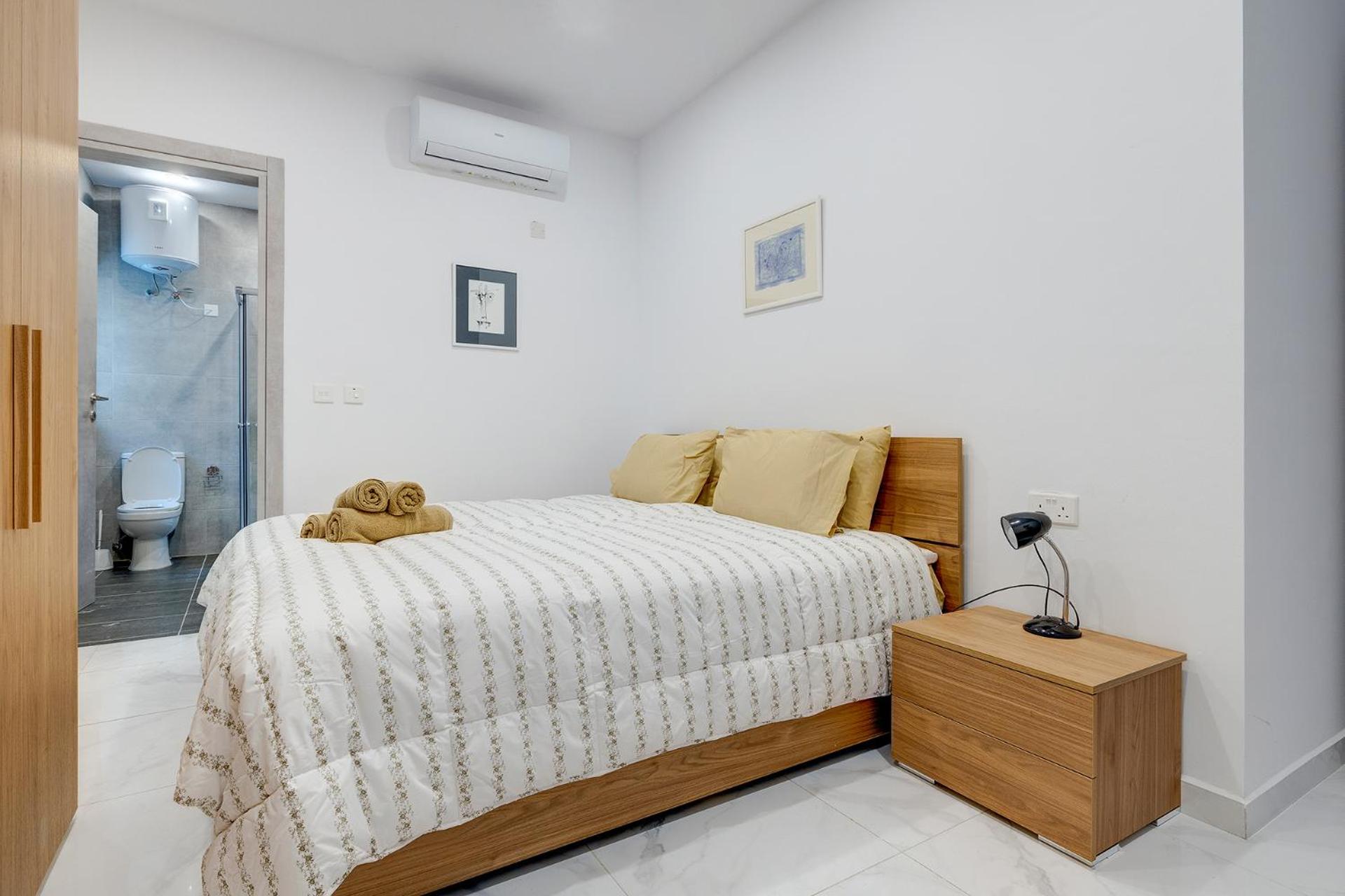 Modern Family Holiday Retreat in Gzira photo 5
