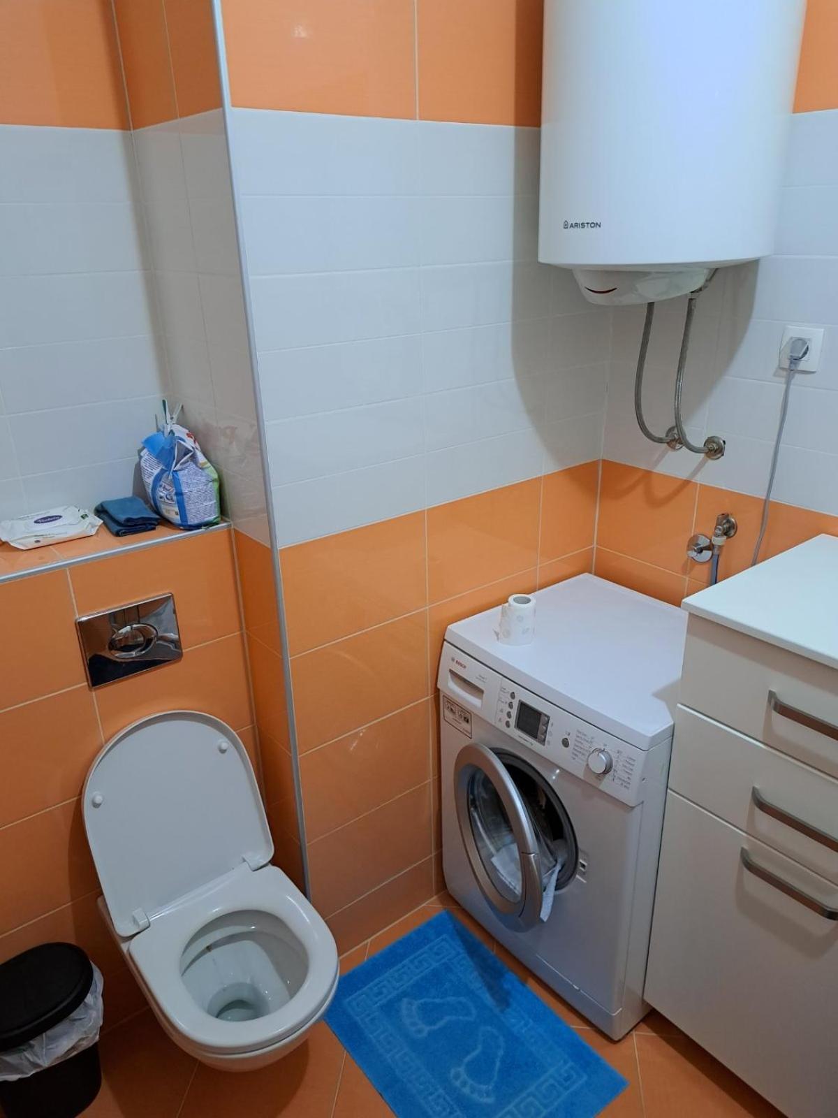 Petrovac Studio Apartment Ana