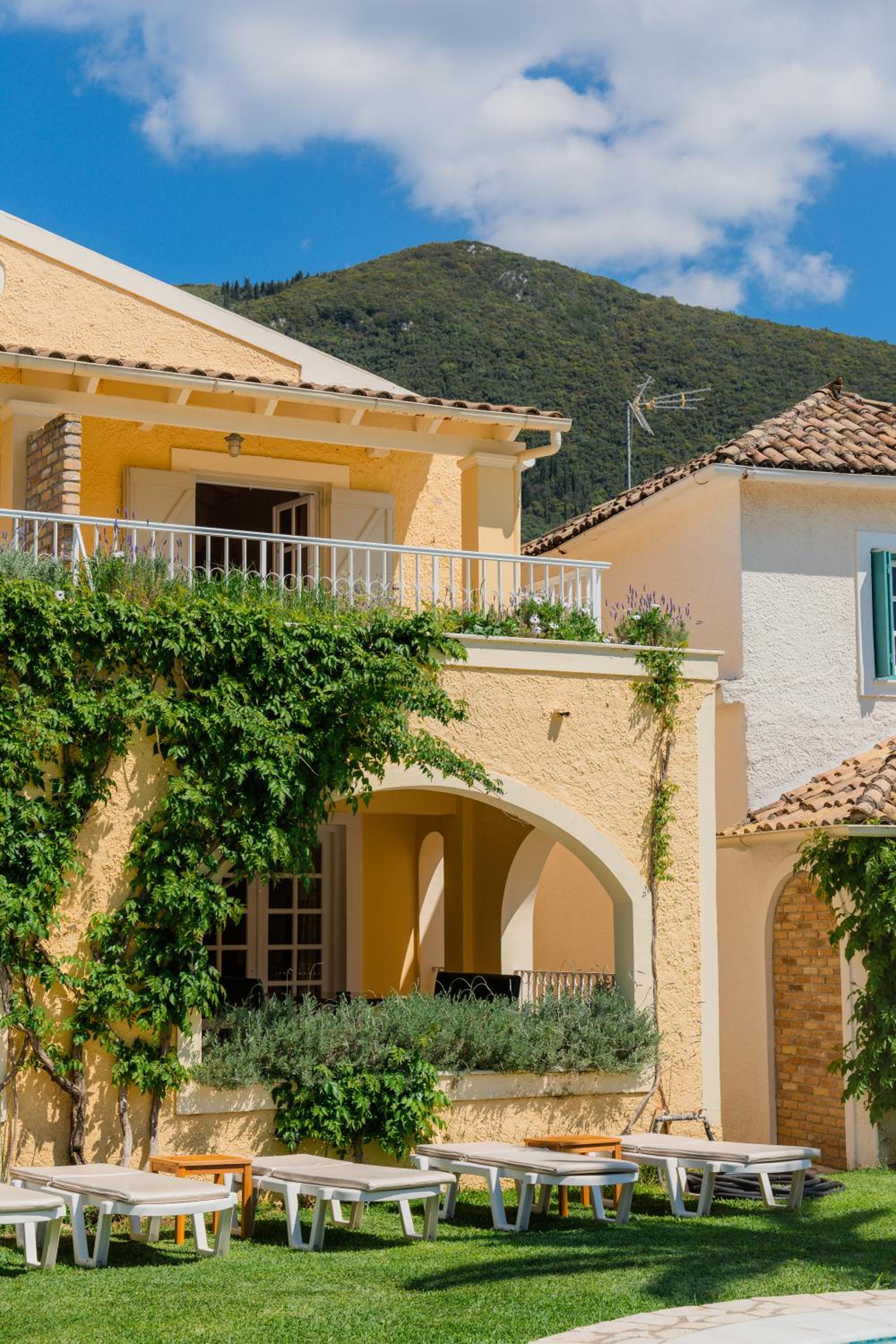 Valentino Corfu