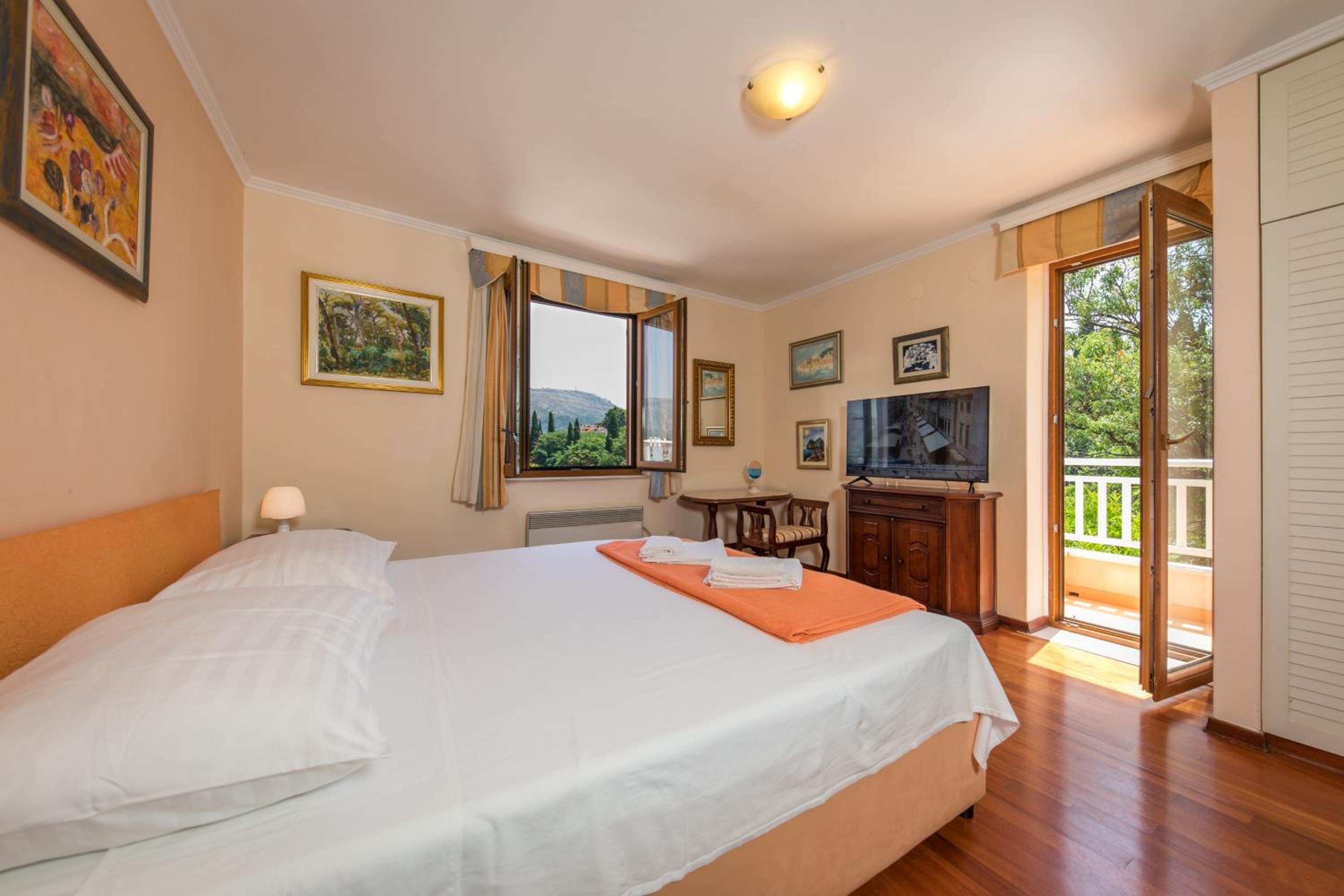 Holiday Home Lapad Beach Royal