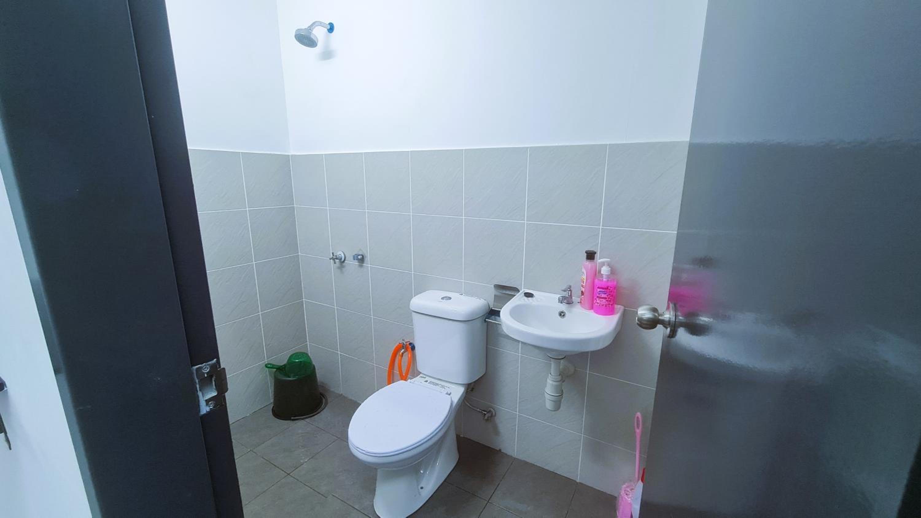 NO TOURIST Comfortable 3 Room for 6pax KEPONG KL