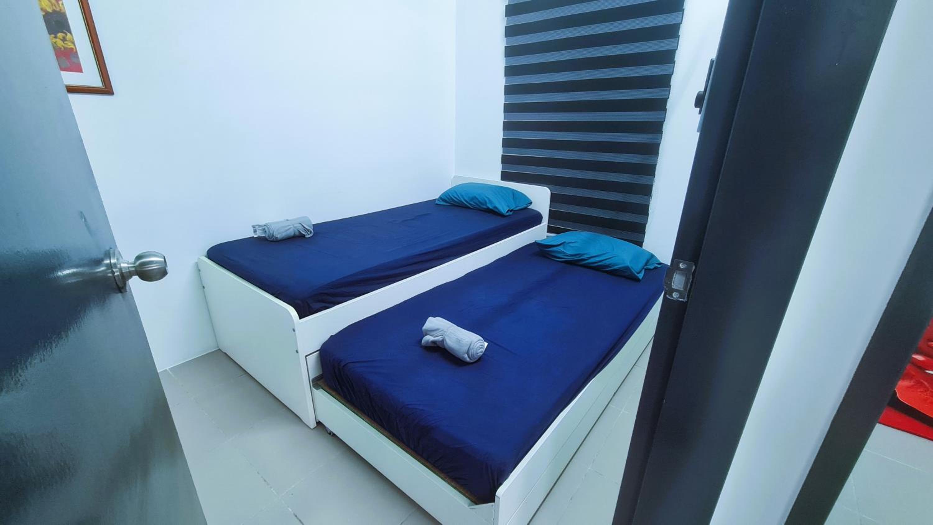 NO TOURIST Comfortable 3 Room for 6pax KEPONG KL