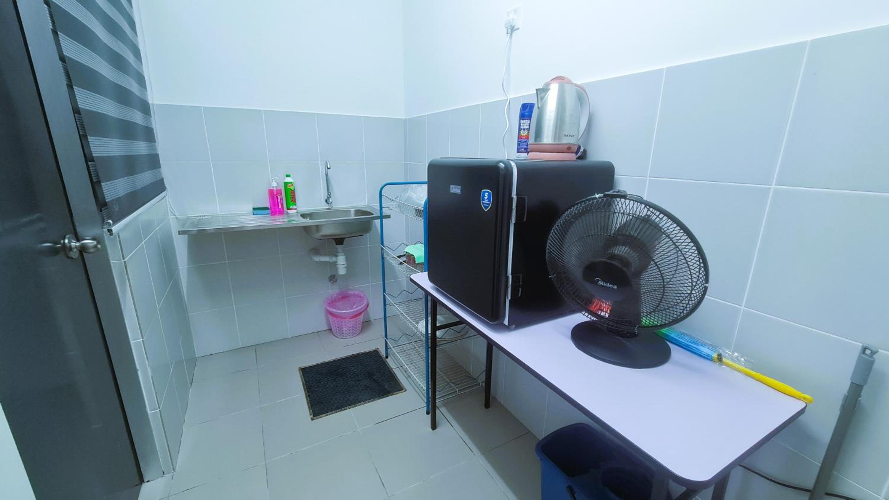 NO TOURIST Comfortable 3 Room for 6pax KEPONG KL