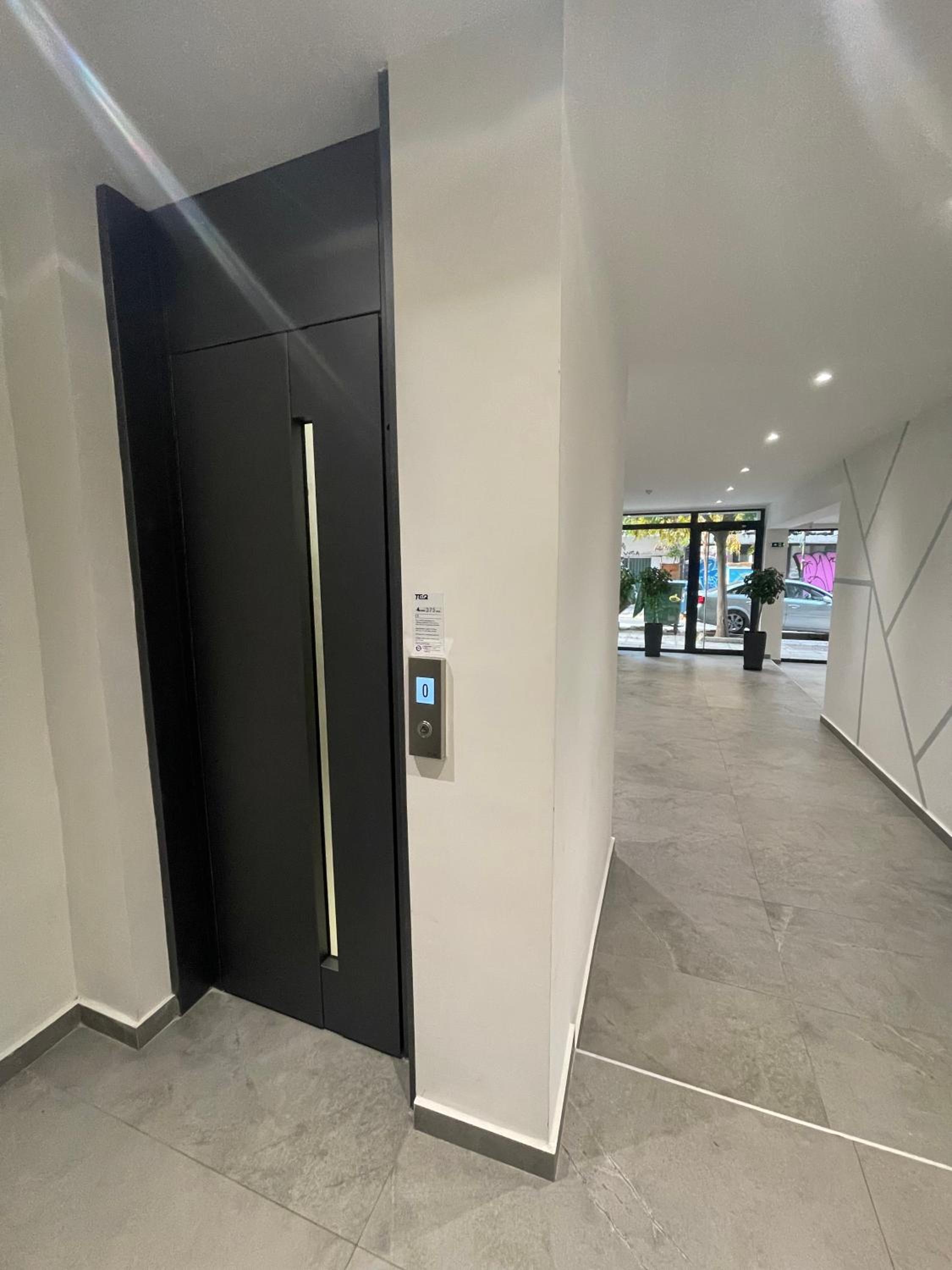 ThesSpacious Apartment