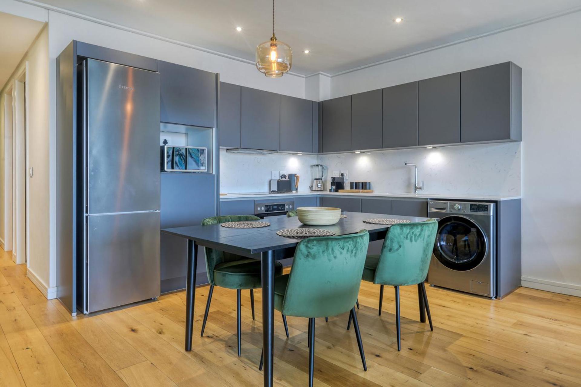 Tranquil Apartment on the Promenade view 5