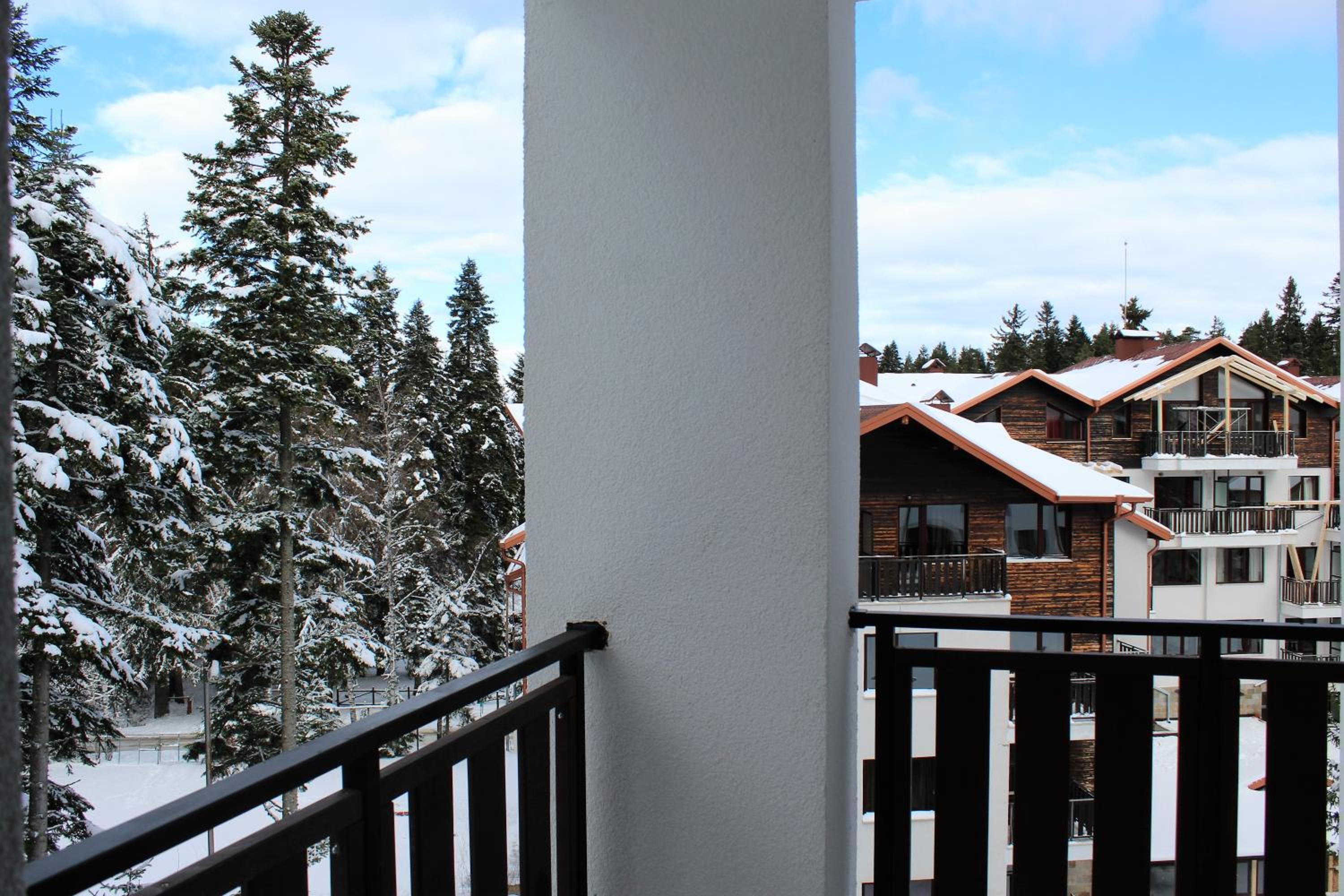 Alpine luxury two bed-two bathrooms apartment B25