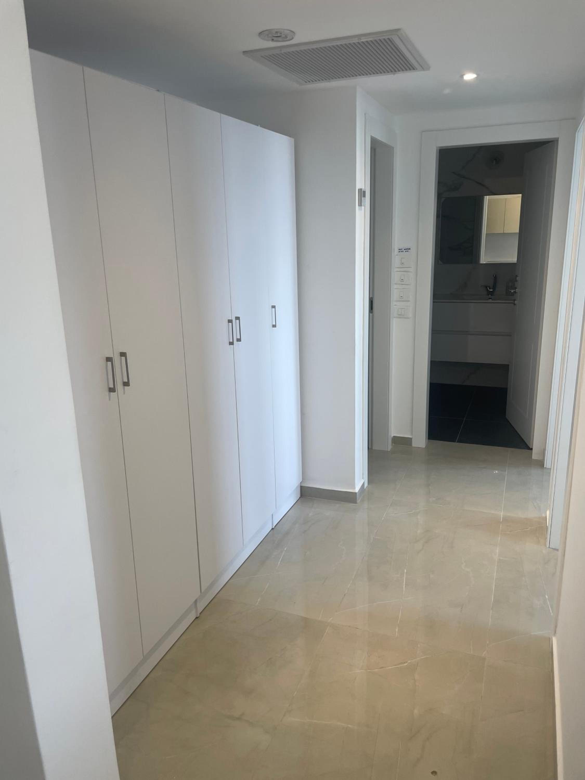 2BDR Suite#Next To The Market#Best Location view 4