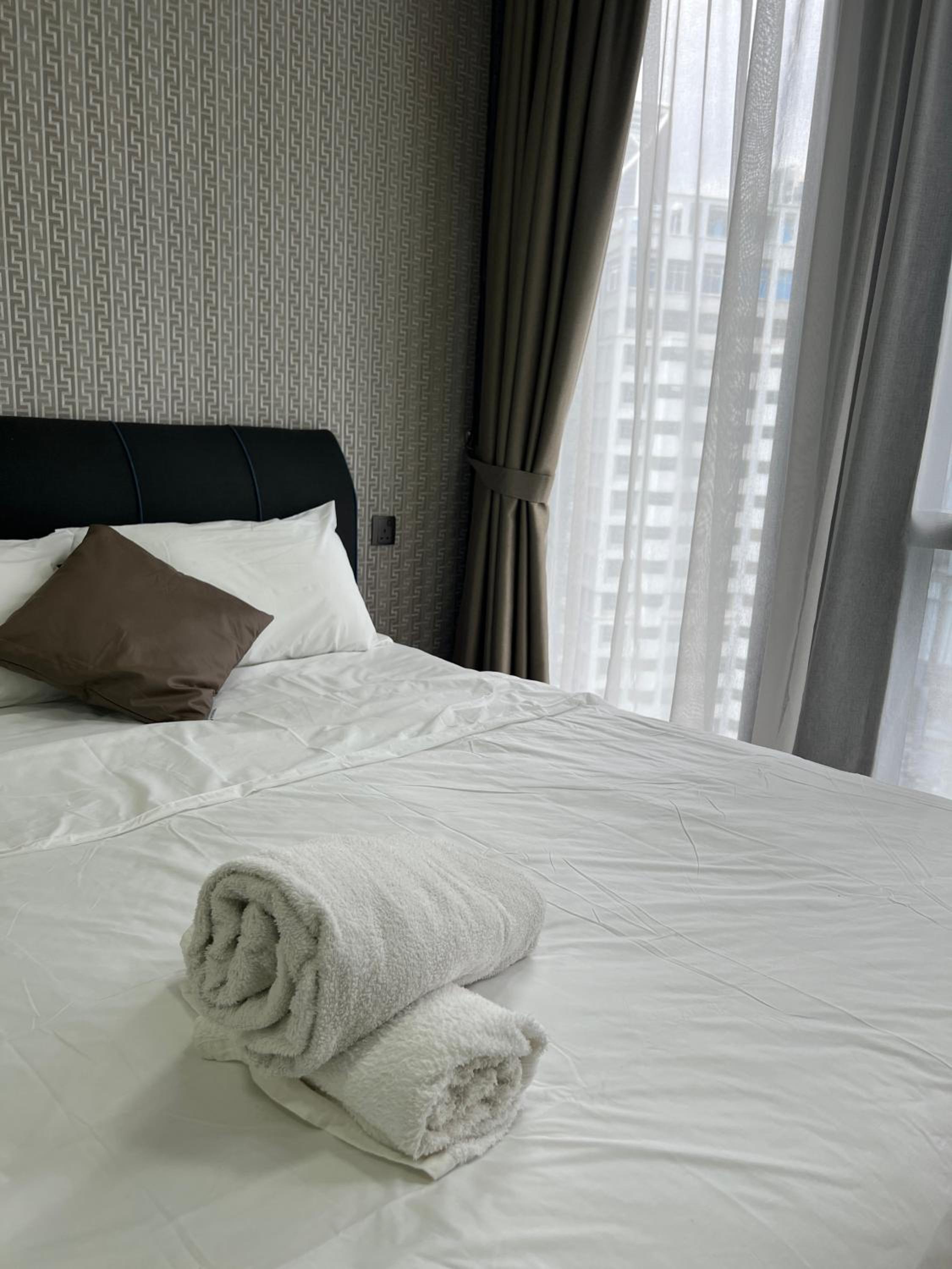 Star Residence Apartment with twin towers KLCC view