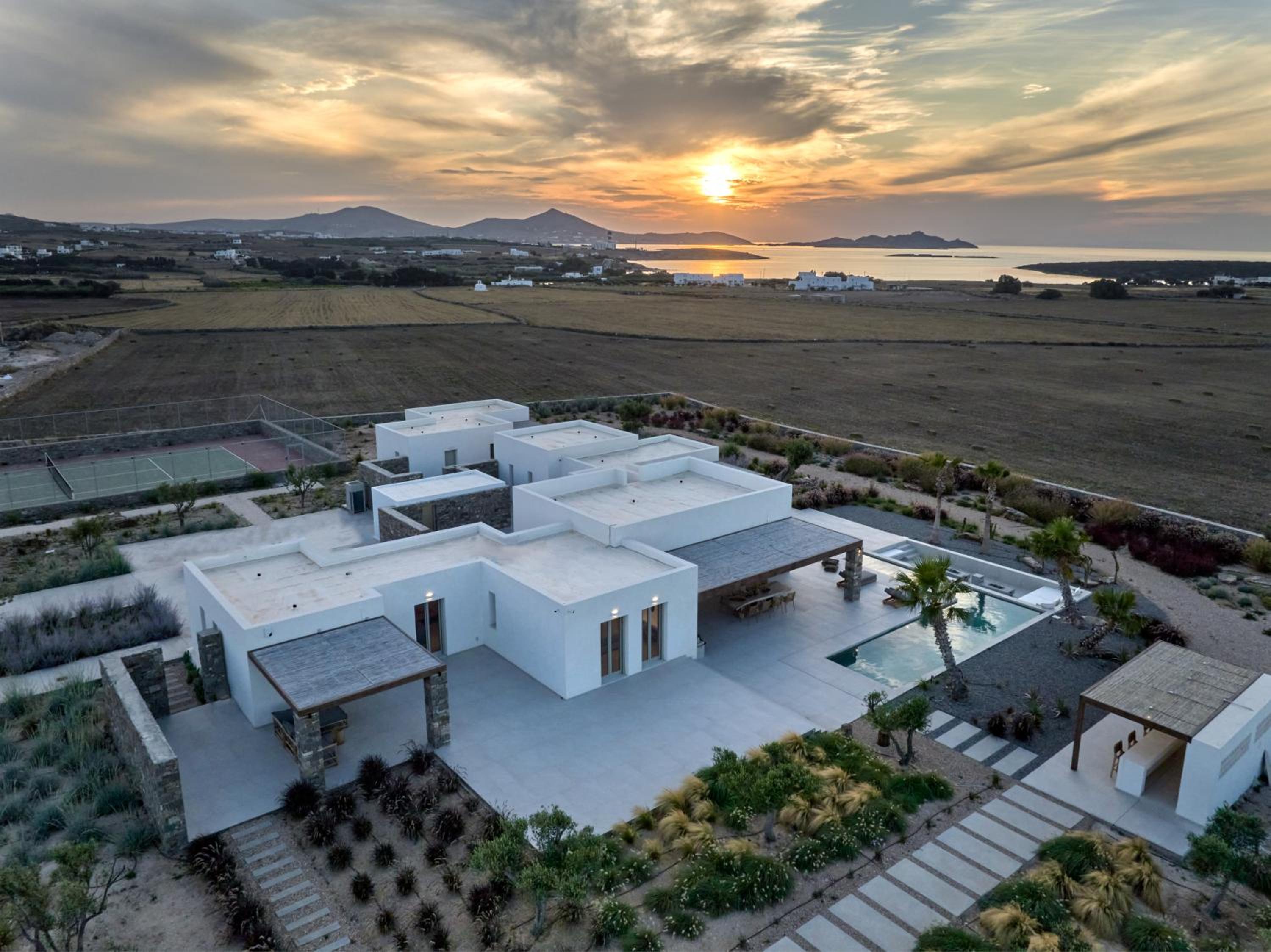 Villa Rojo view 5
