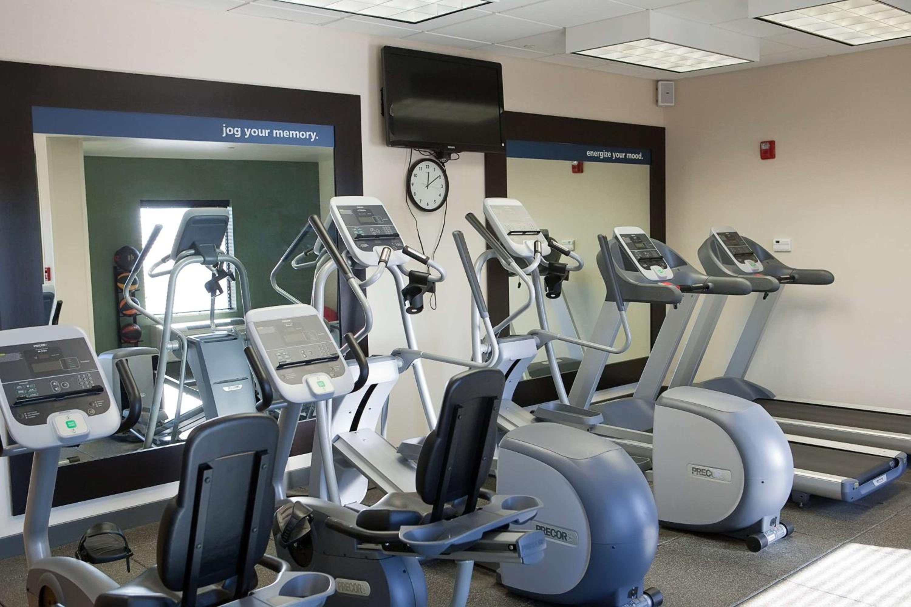 Colby Vacations - Hampton Inn Colby - Property Image 1