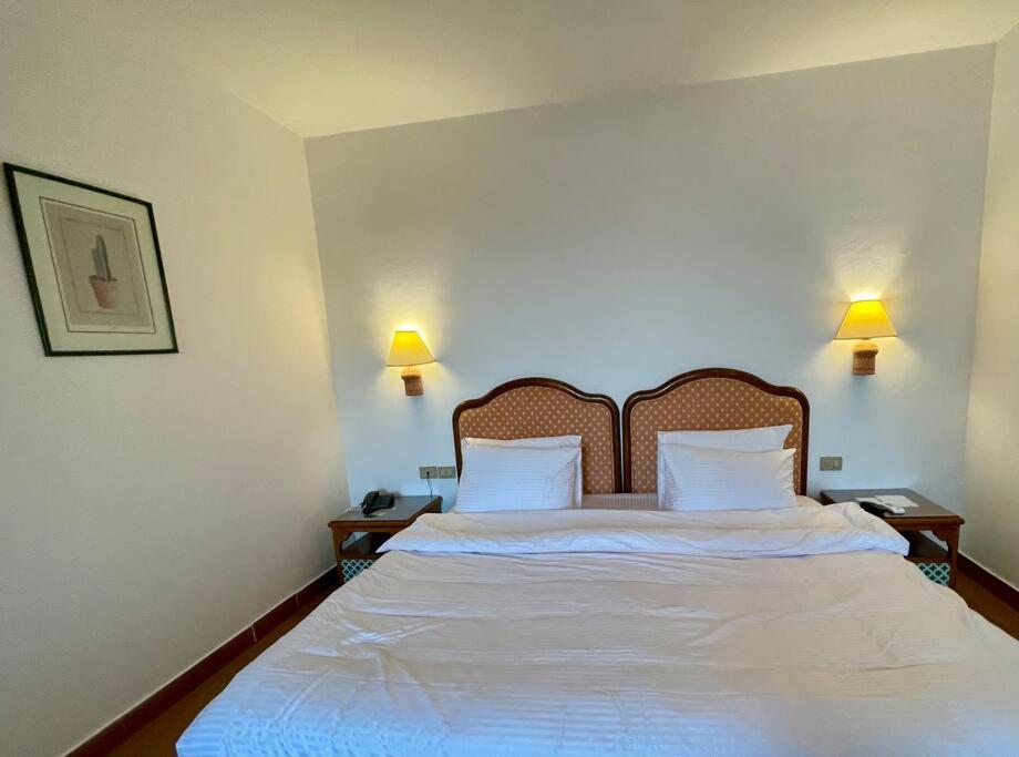 ℂoral Bay Dream - Luxury Sunset Sea View Apartment view 3